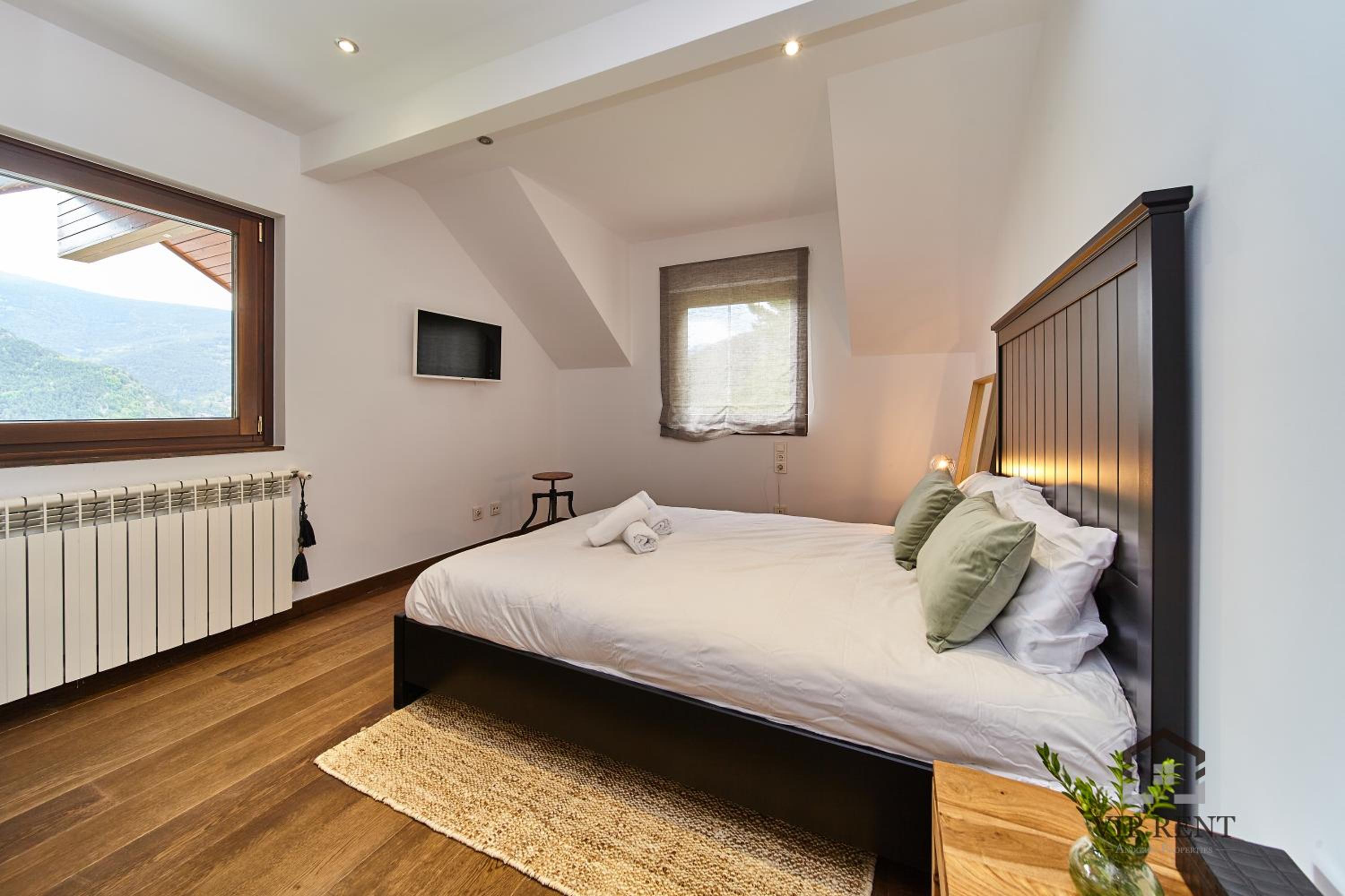 Chalet el Salze lujo con jardin y vistas en la Massana