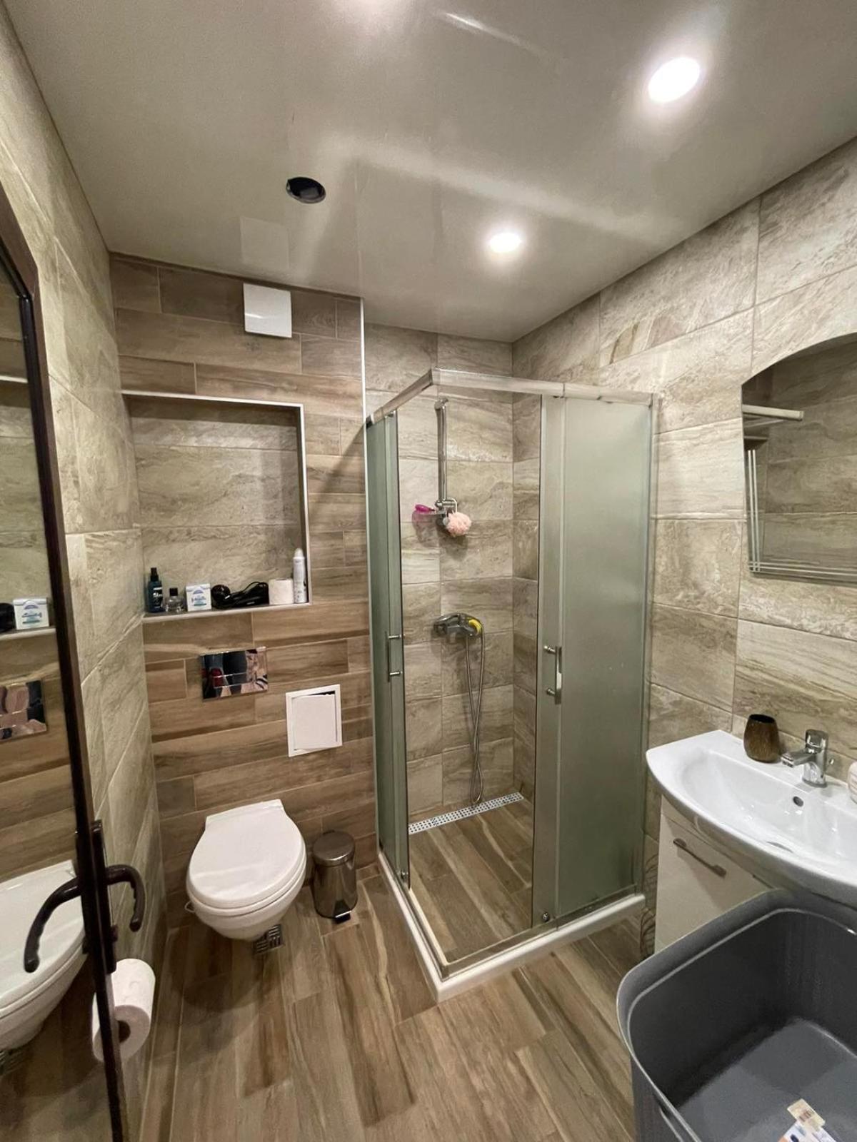 Luxury Flat-4 People-Mladost
