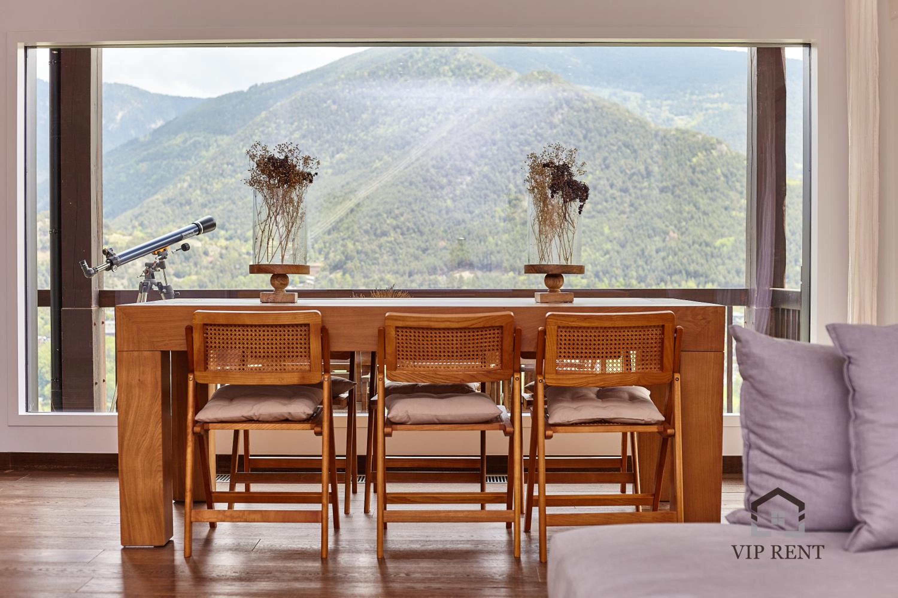 Chalet el Salze lujo con jardin y vistas en la Massana