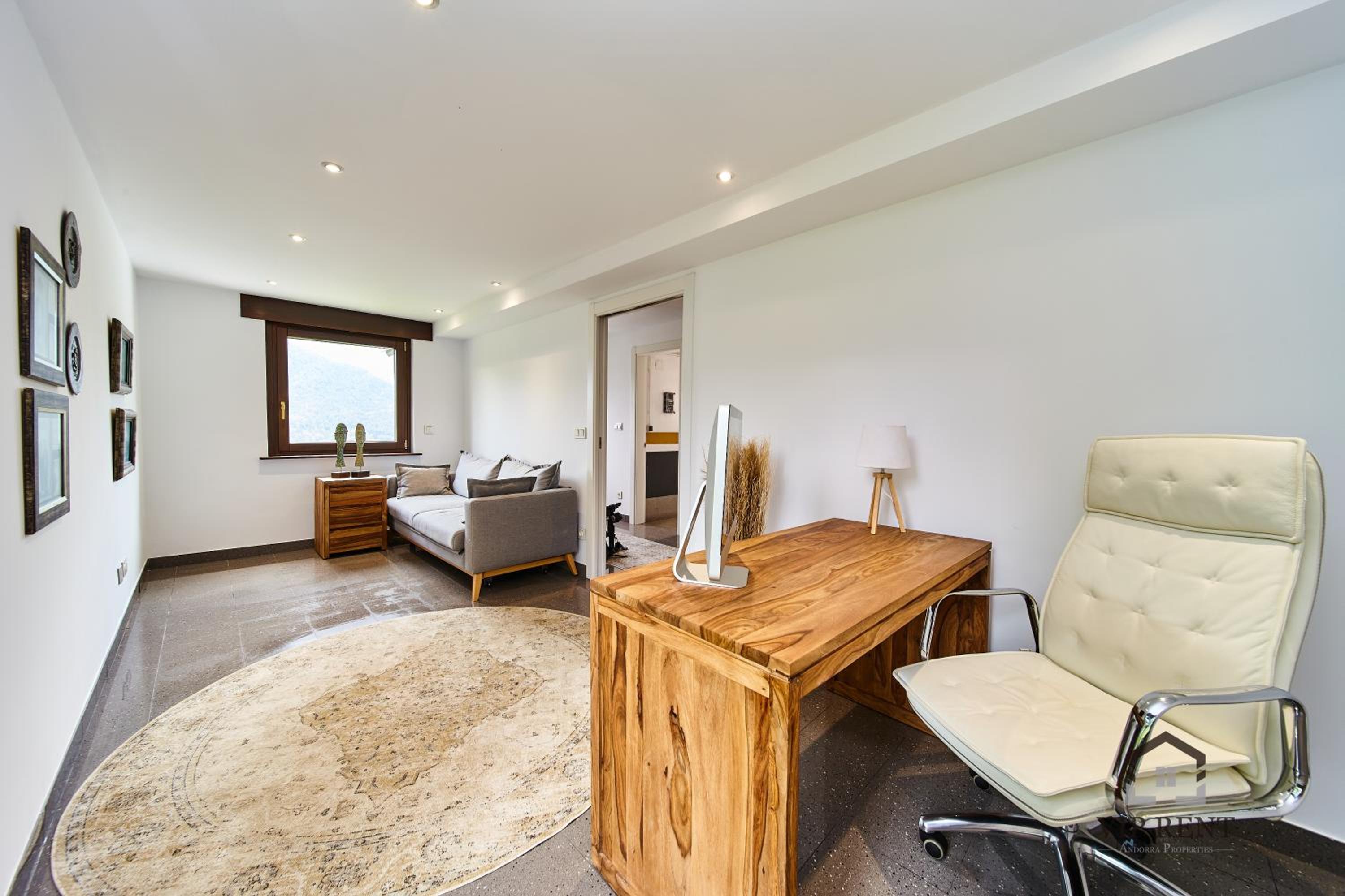 Chalet el Salze lujo con jardin y vistas en la Massana
