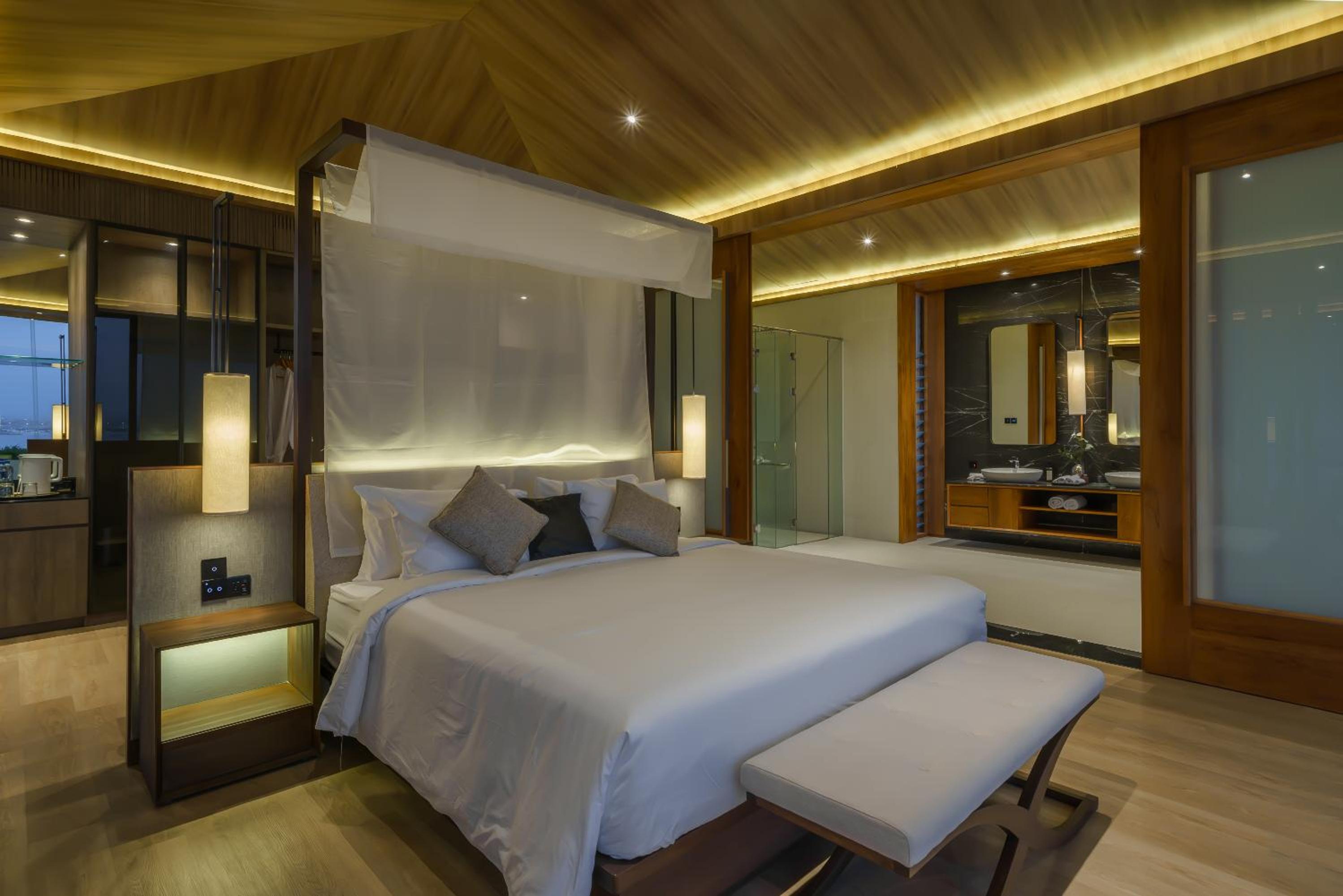 Beyond The Sea - Luxe Sea View Villa in Jimbaran view 2