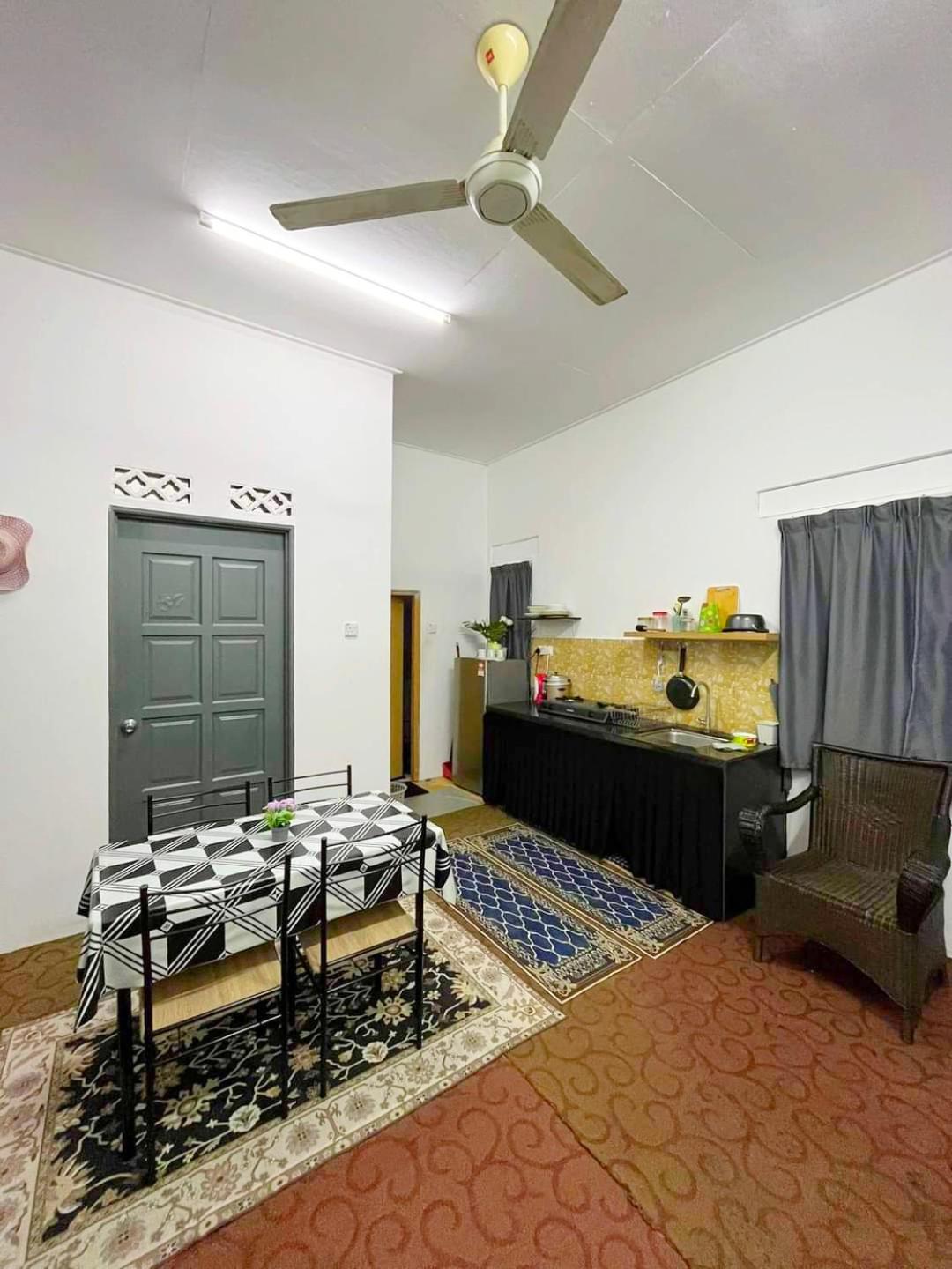 D'inaa Homestay Kota Bharu