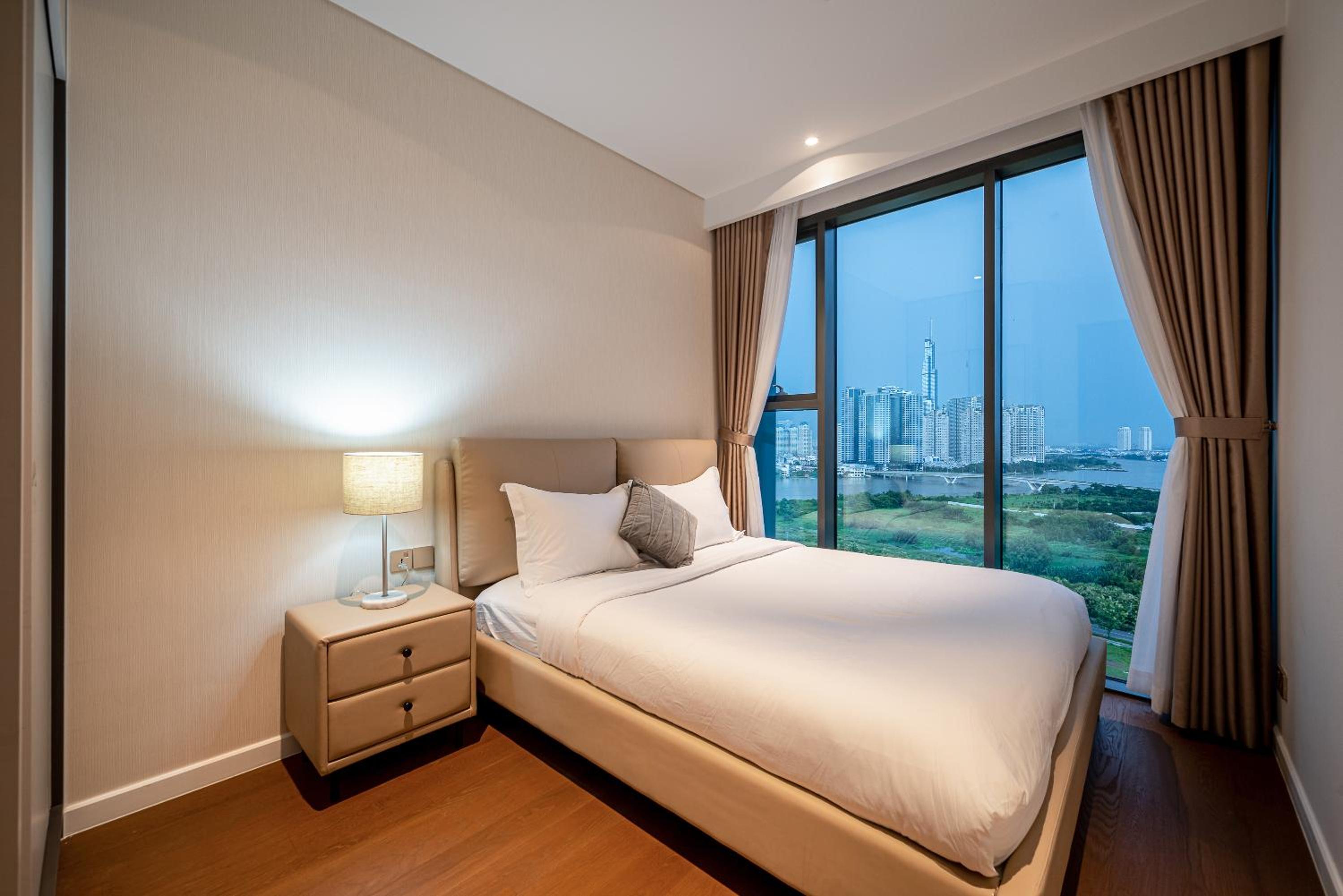 Metropole Condo City Central Sy's Home