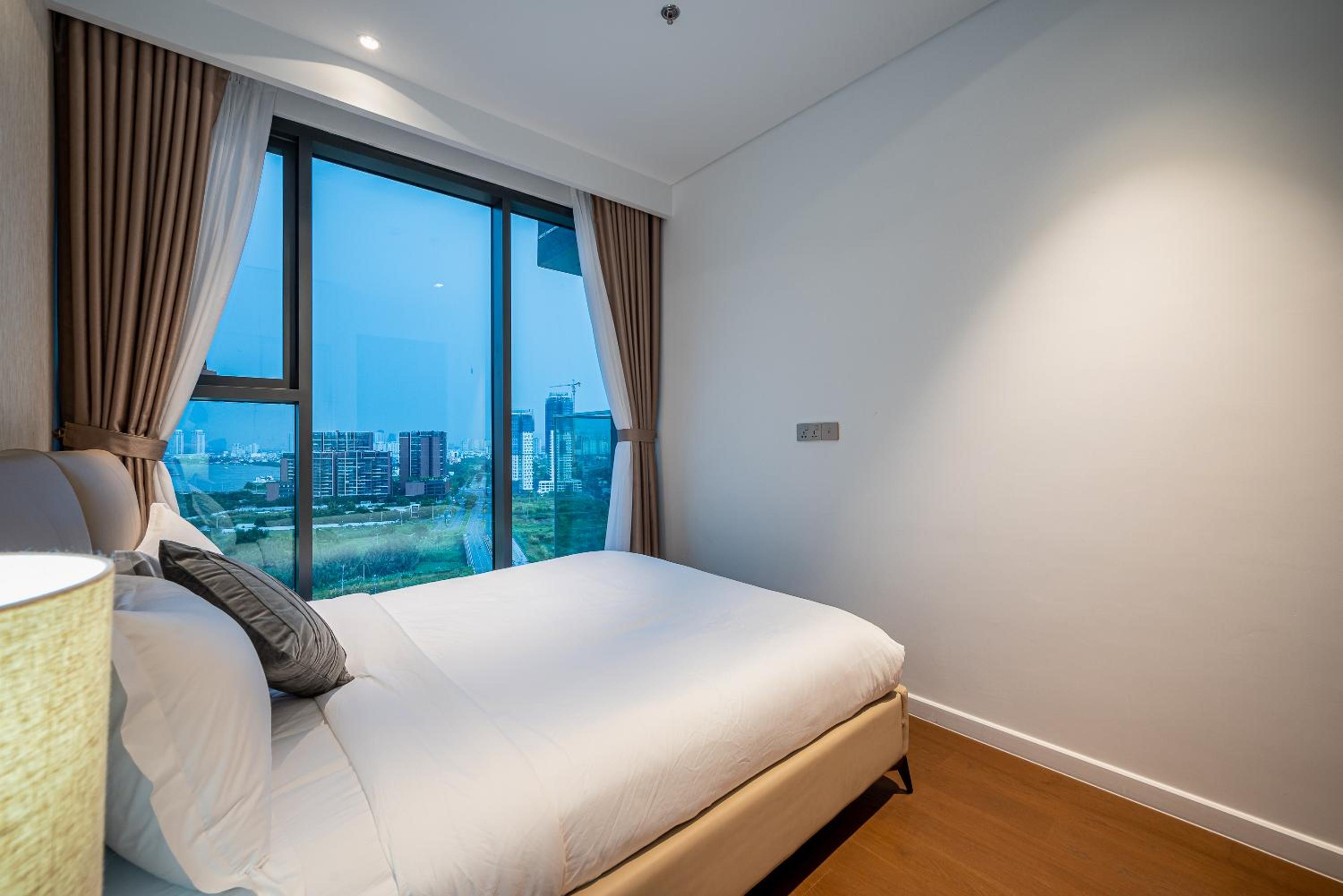 Metropole Condo City Central Sy's Home