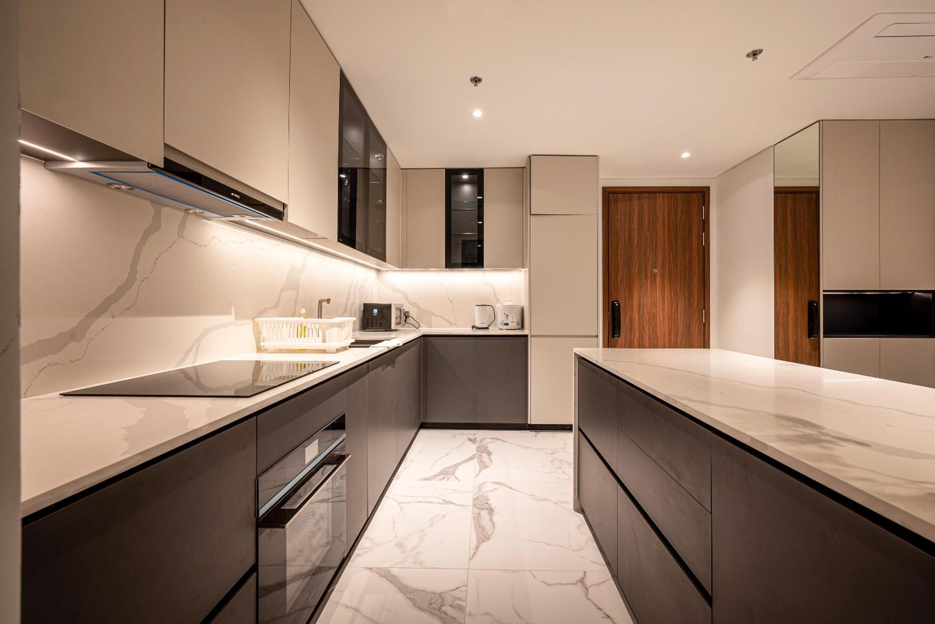 Metropole Condo City Central Sy's Home