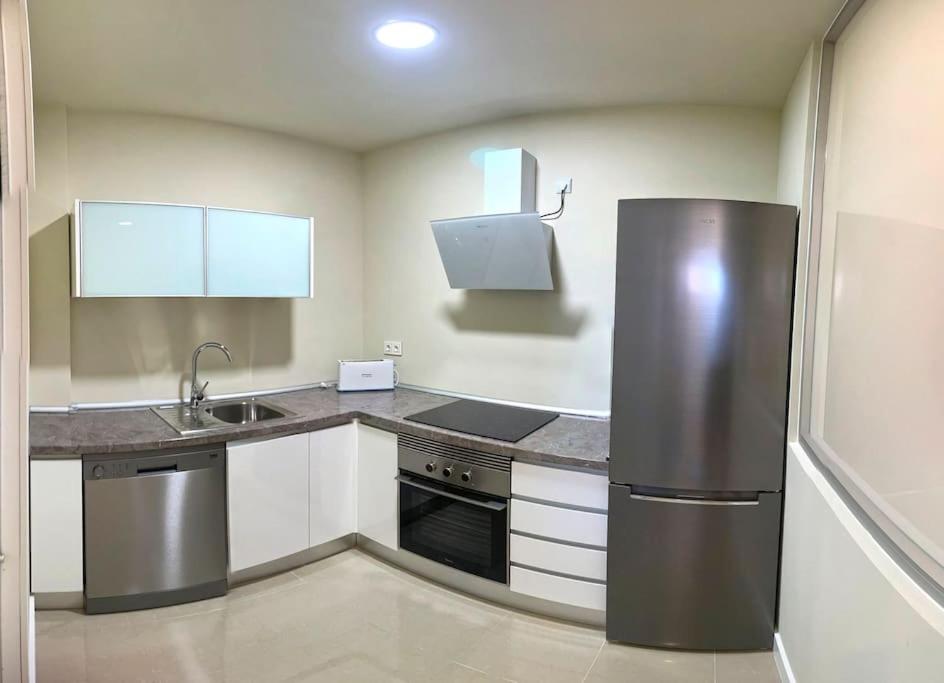 Apartamento Fenix - Recién renovado y vistas al mar view 3