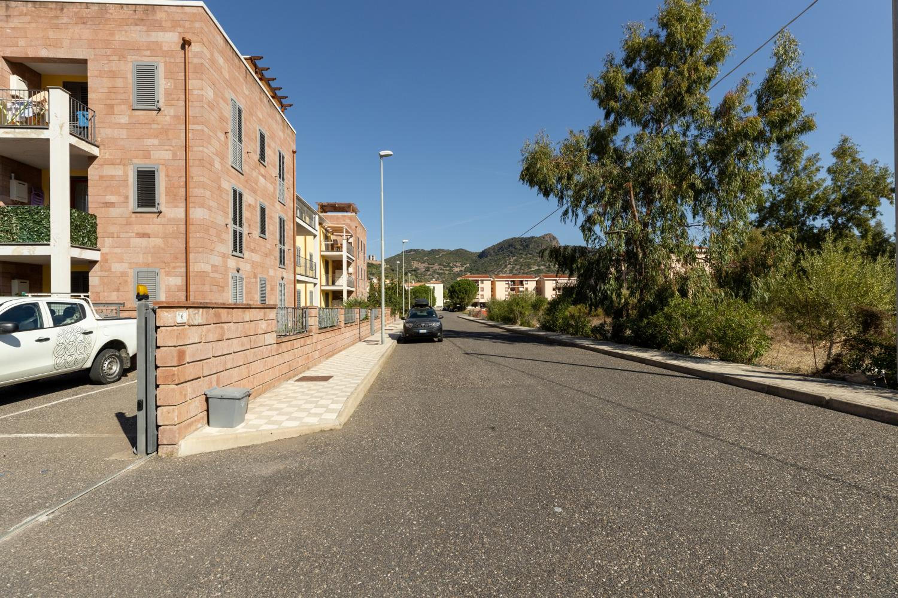 Casa Isa Bosa view 3