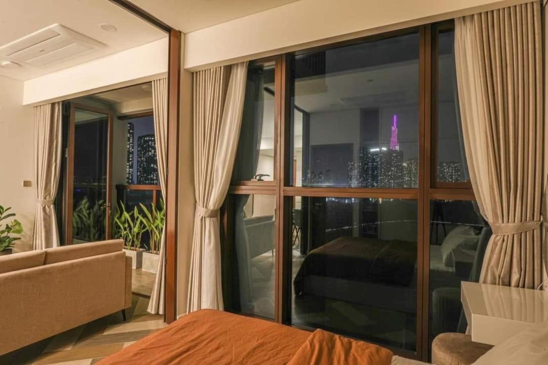 THE CREST-Central Saigon Riverside -Free POOL-GYM-SAUNA Room-YOGA Room