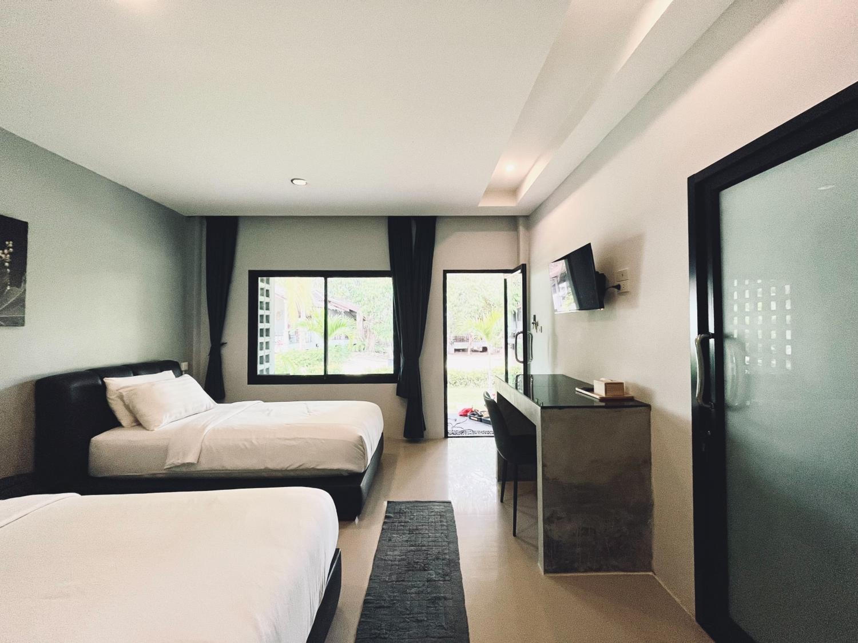 Sabaii Bay Resort