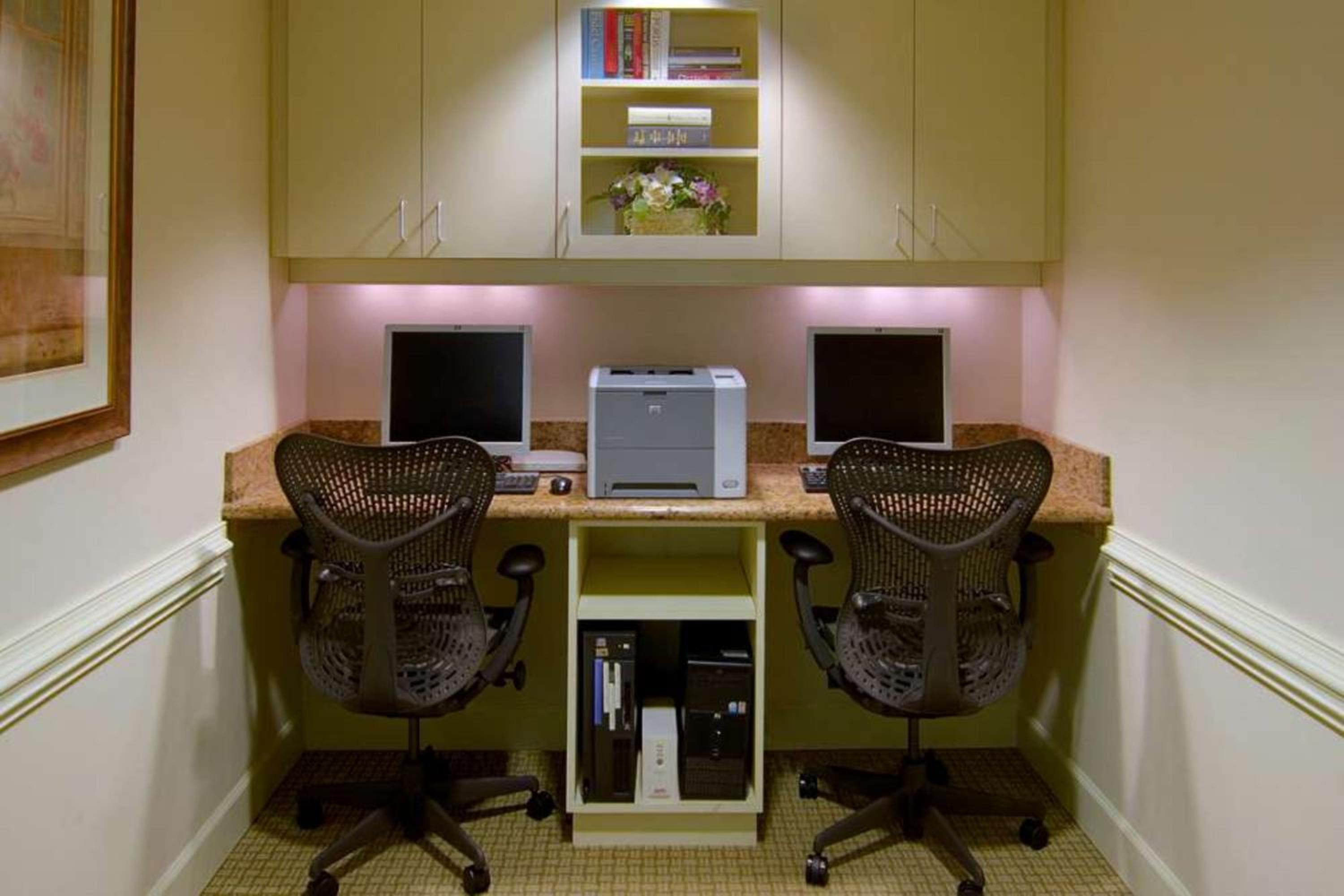 Hilton Garden Inn Raleigh Durham Airport - Property Image 19