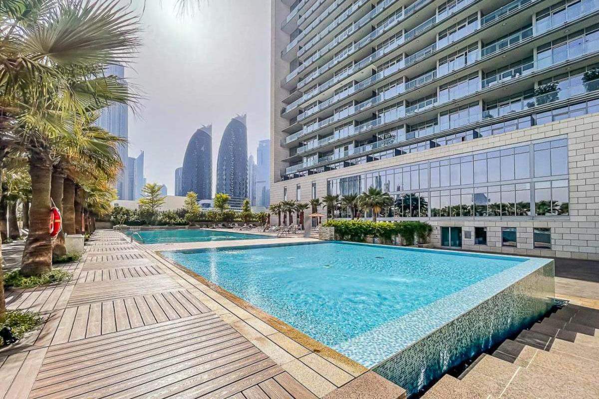 Frank Porter - Burj Daman