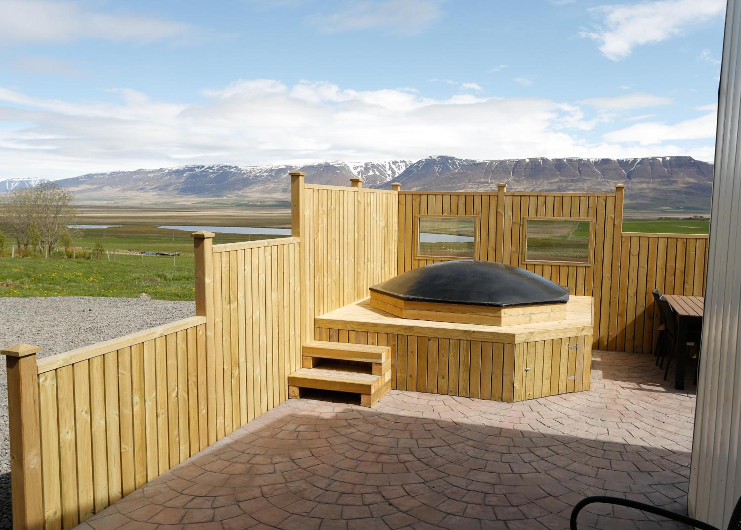 Syðra-Skörðugil Guesthouse