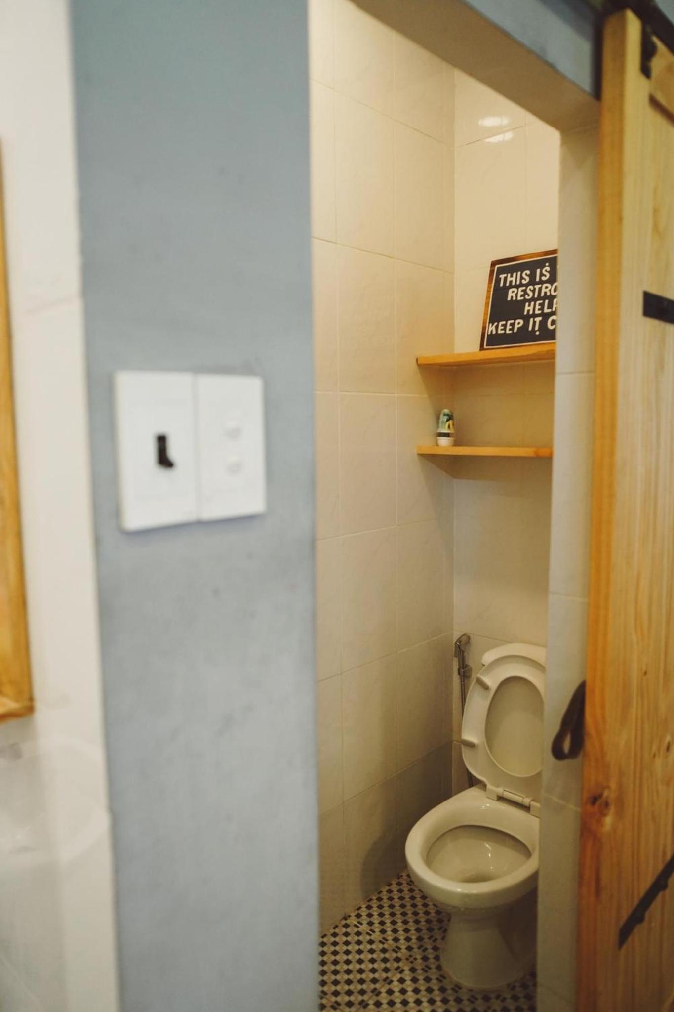 Stay&Chill H.2 Steps away from bustling Bui Vien