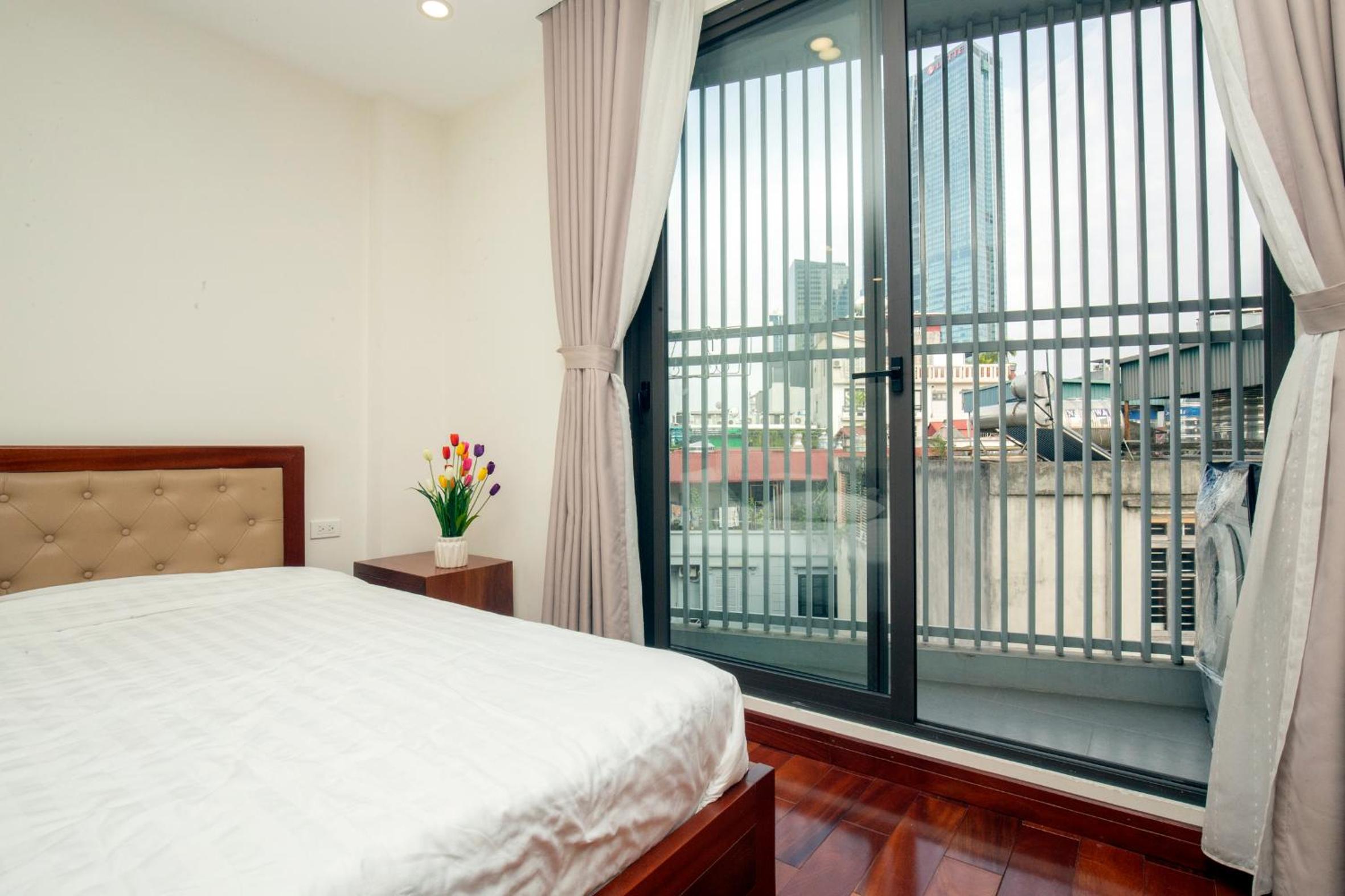 Sumitomo10 Apartment - Lane 12 Dao Tan street