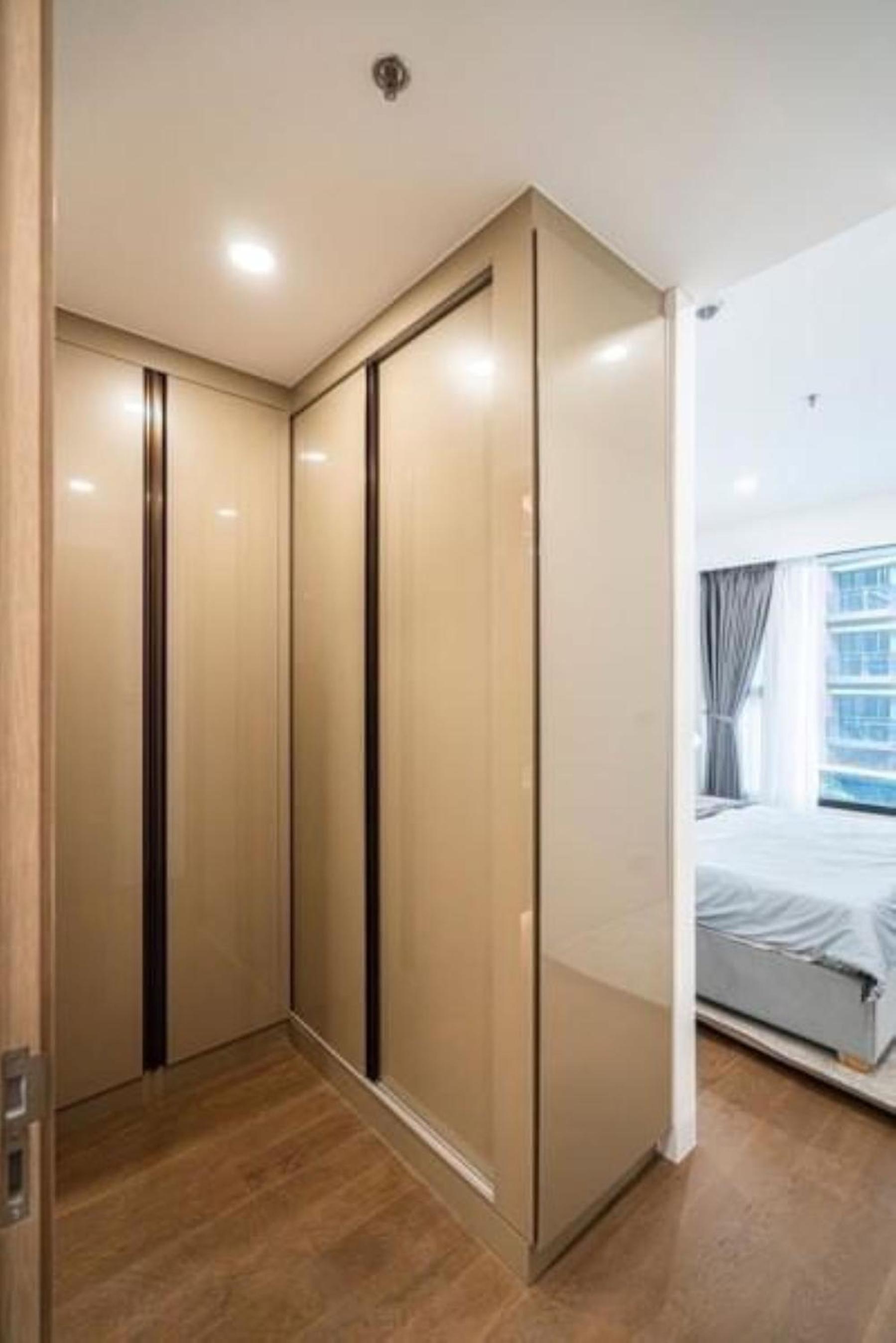 THE CREST-Central Saigon Riverside -Free POOL-GYM-SAUNA Room-YOGA Room