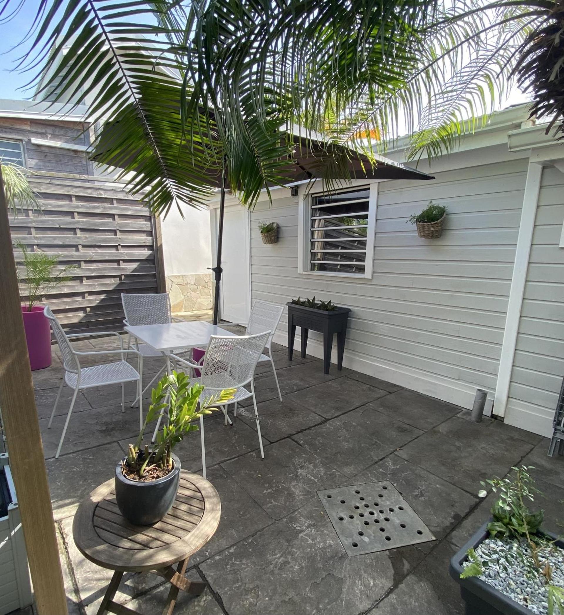 Studio cosy rez de jardin à 10 mn des plages view 3