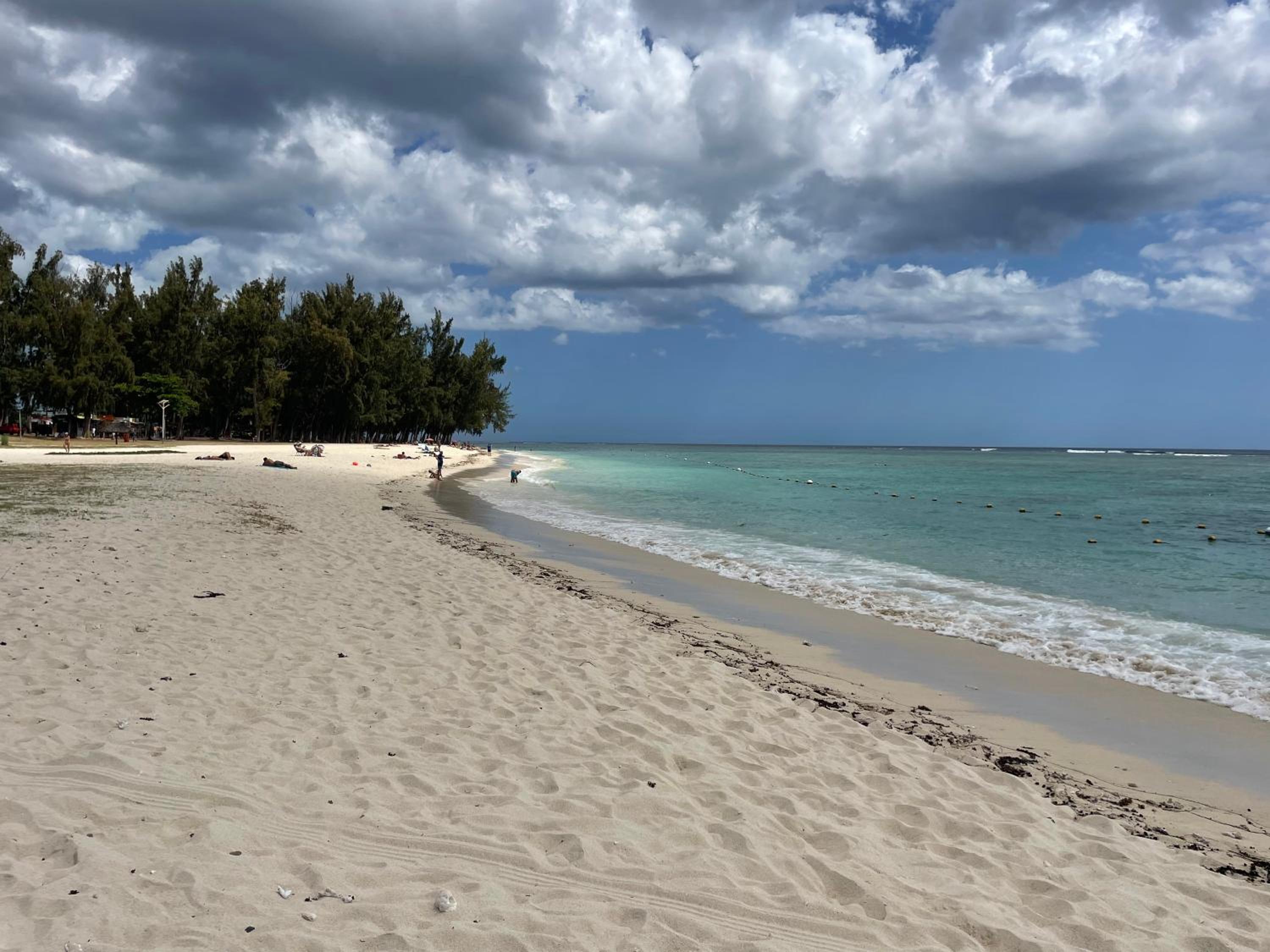 Premium Beach apartment avec grande terrasse privée Les Cerisiers view 3