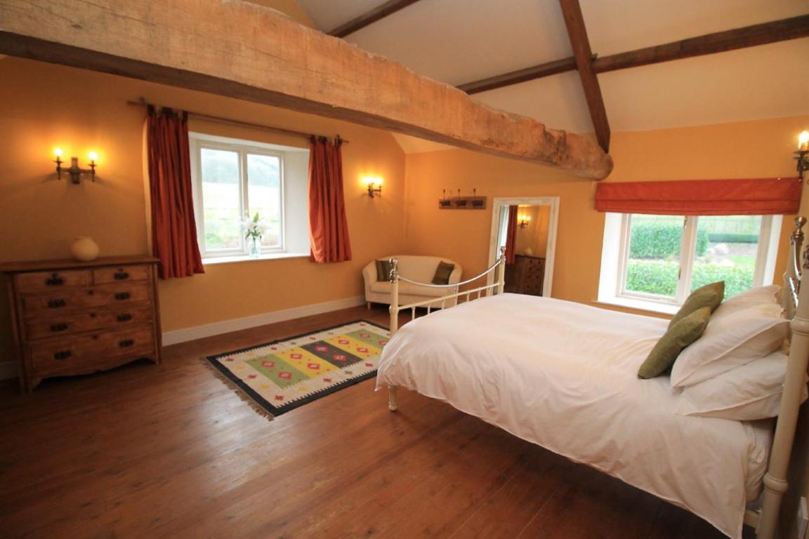 Country Retreat, hot tub, games room, dog friendly
