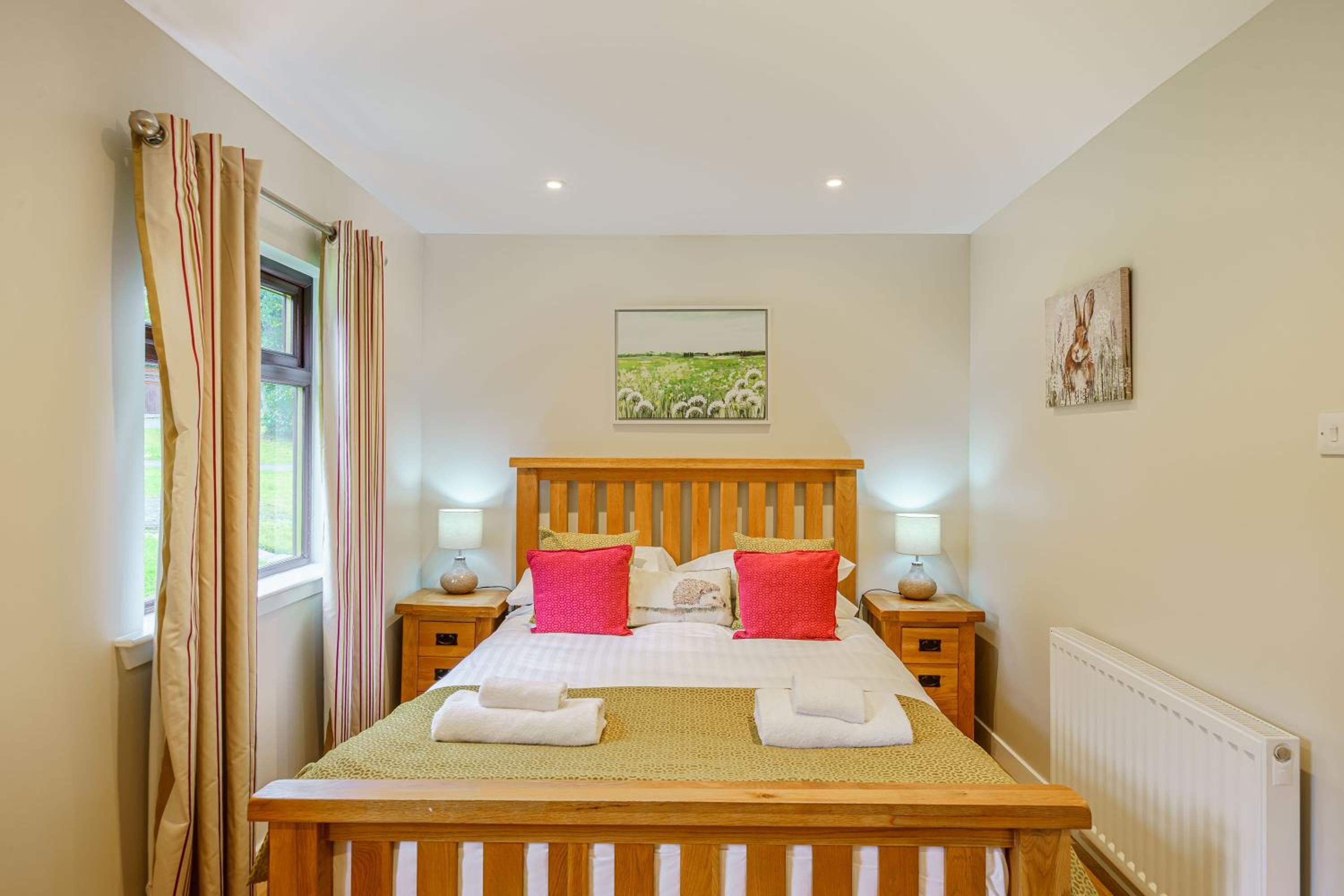 Bluebell Lodge 4 with Hot Tub