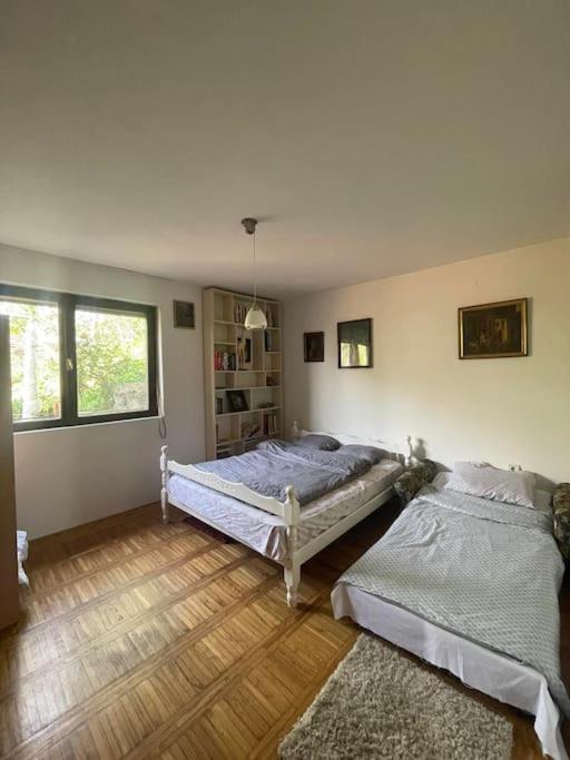 Lovely apartment with beautiful view and parking view 5