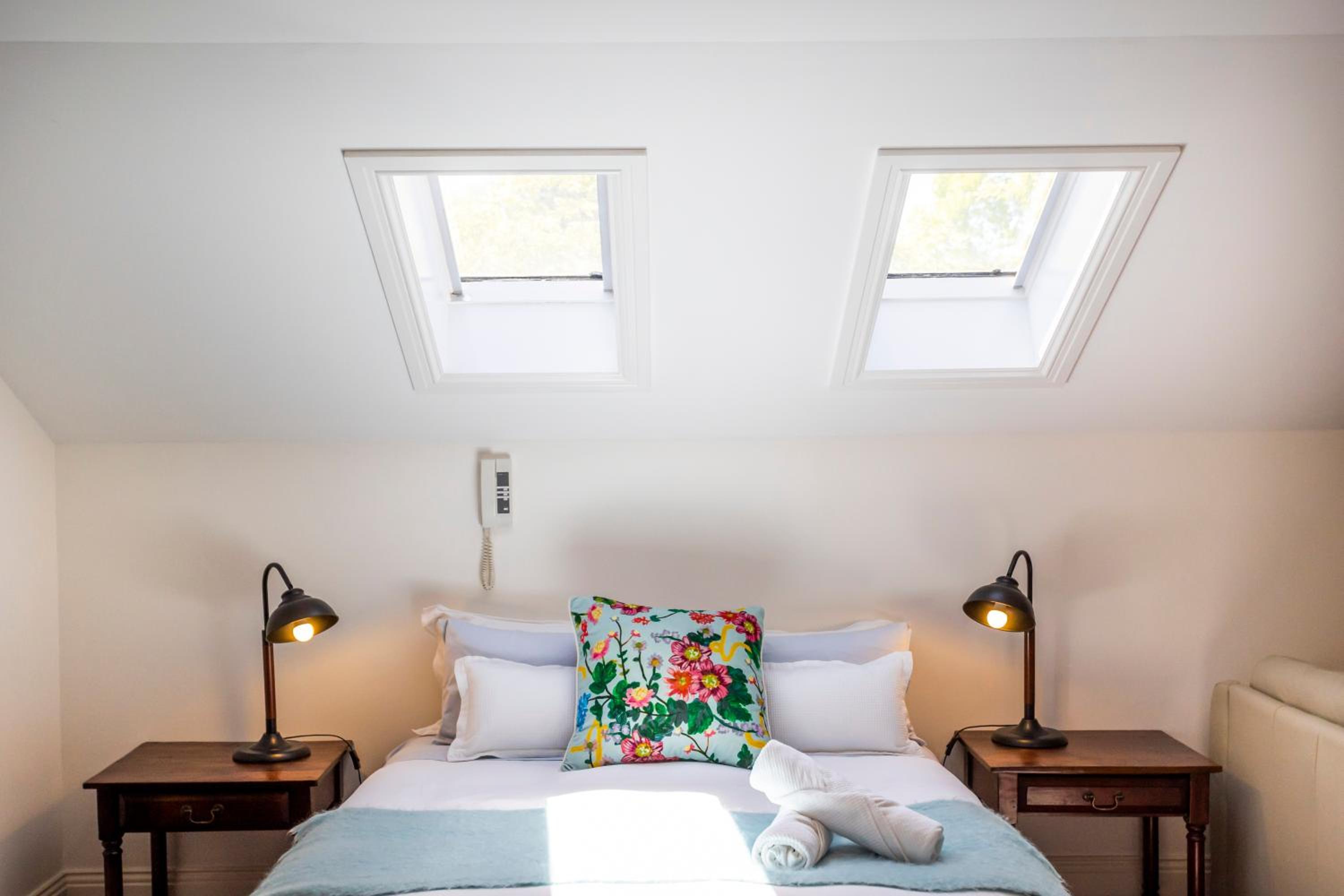 Byng Street Garden Loft