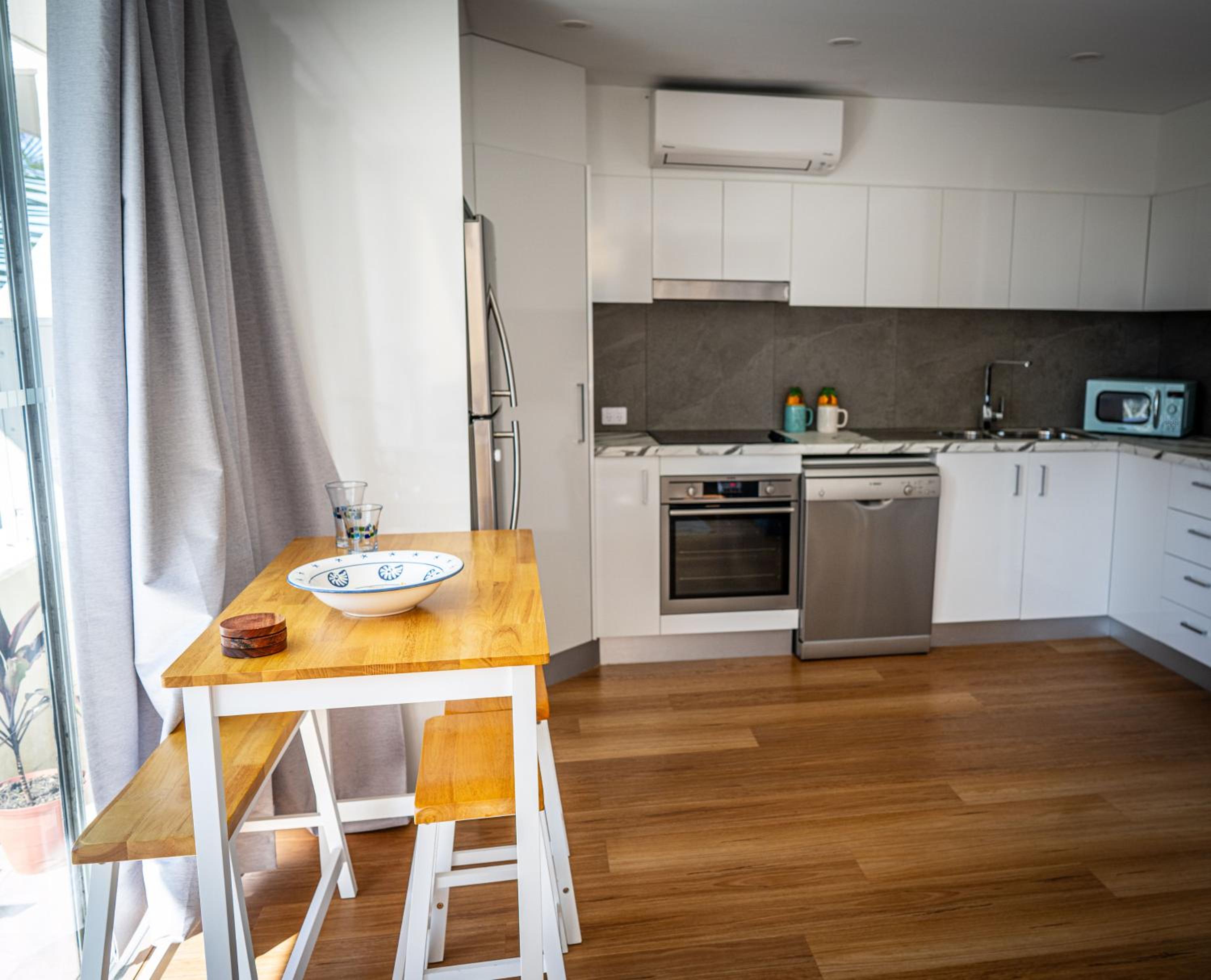 Entire beachside 2 bedroom unit