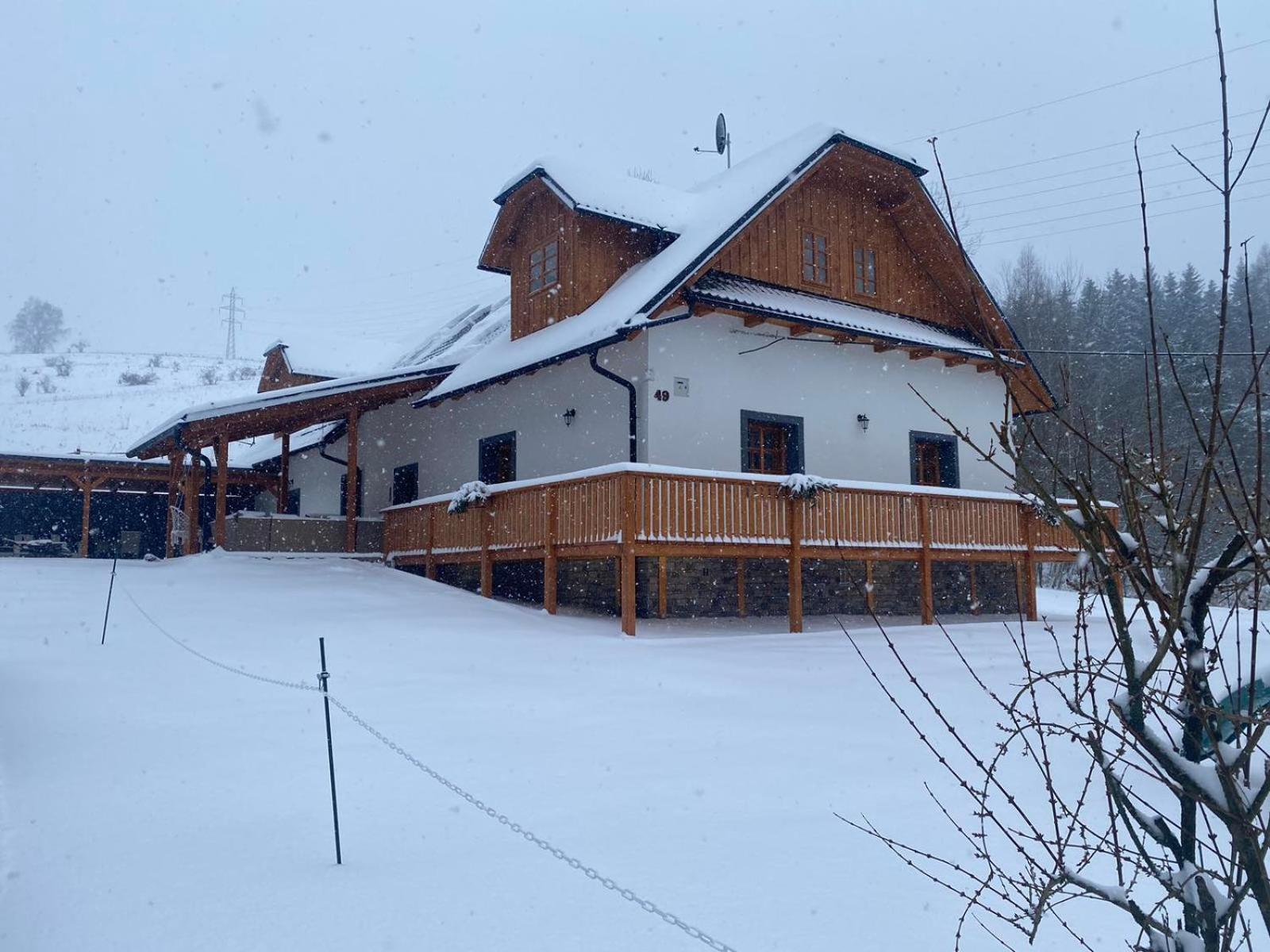 Chalupa Lilien pod Medvědí skálou Jeseníky view 3
