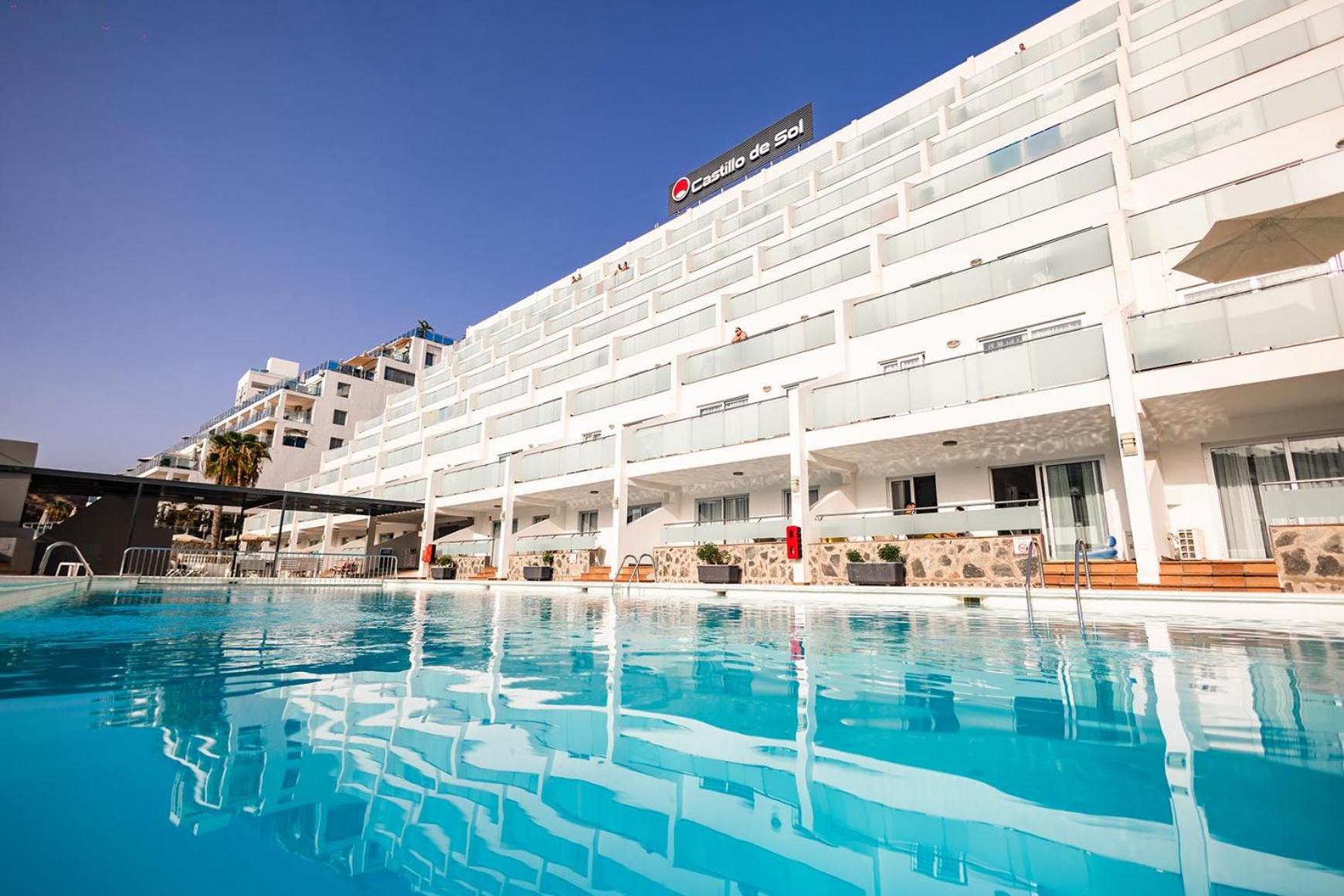 Hotel Servatur Castillo de Sol - Image 1