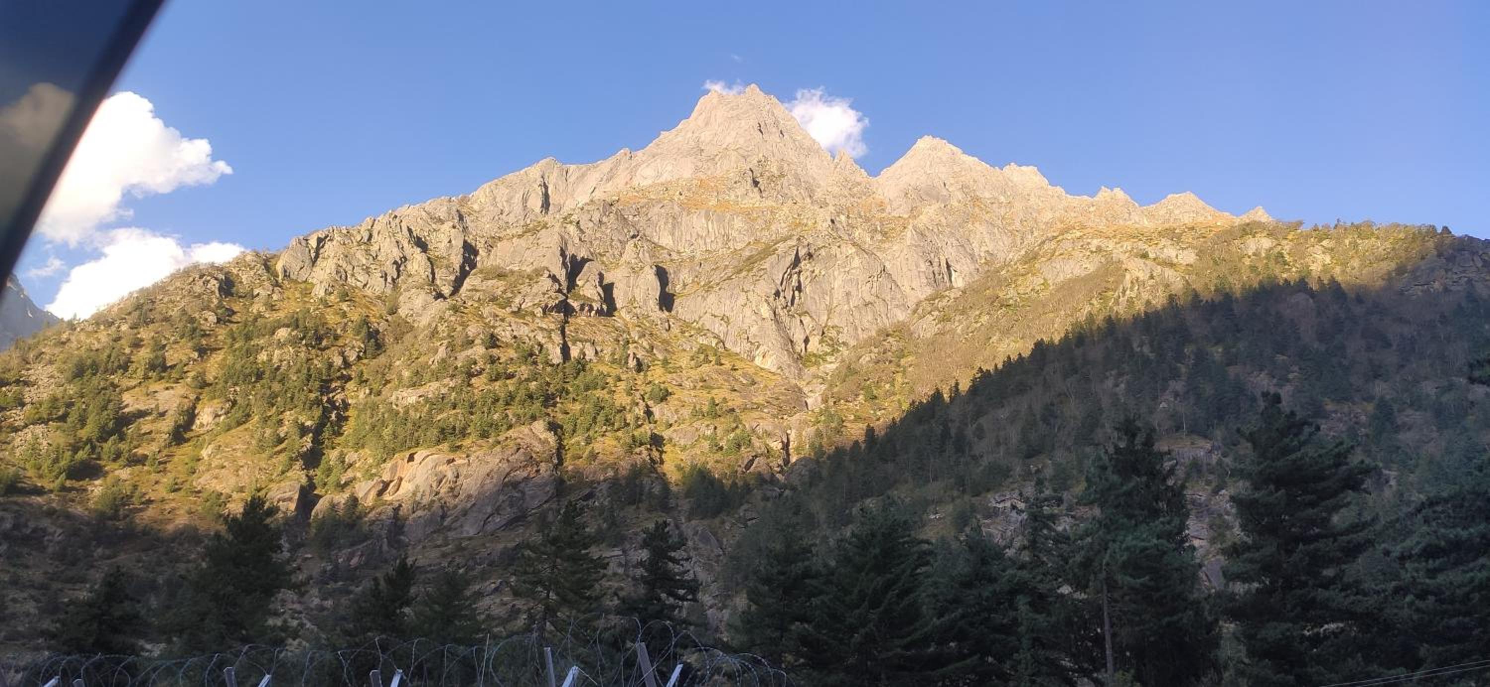 Sangla Valley Camping