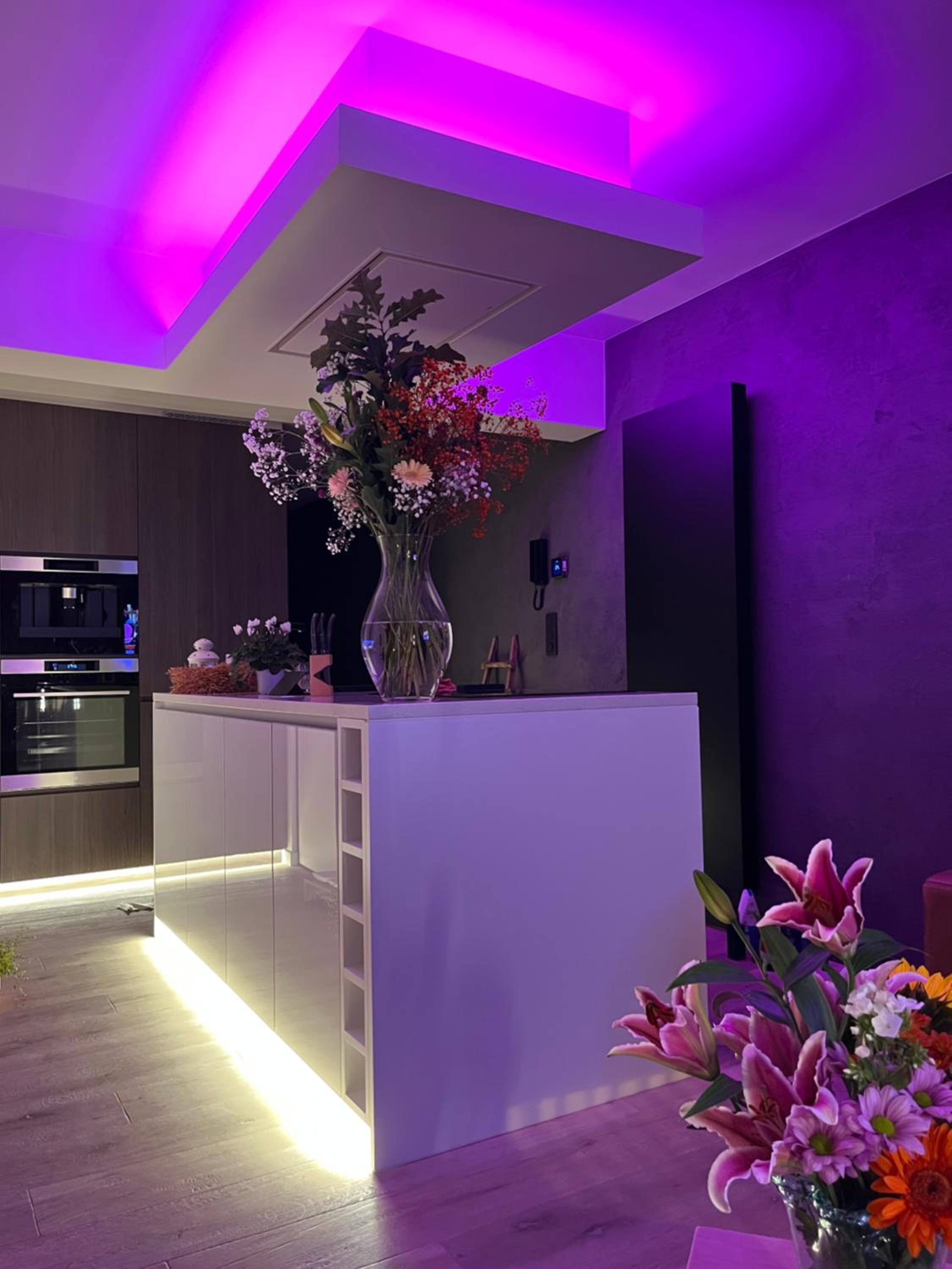Luxueus nieuw zonnig hoekappartement SEAVIEW Heldenplein - ruime garagebox - 2 fietsen view 2
