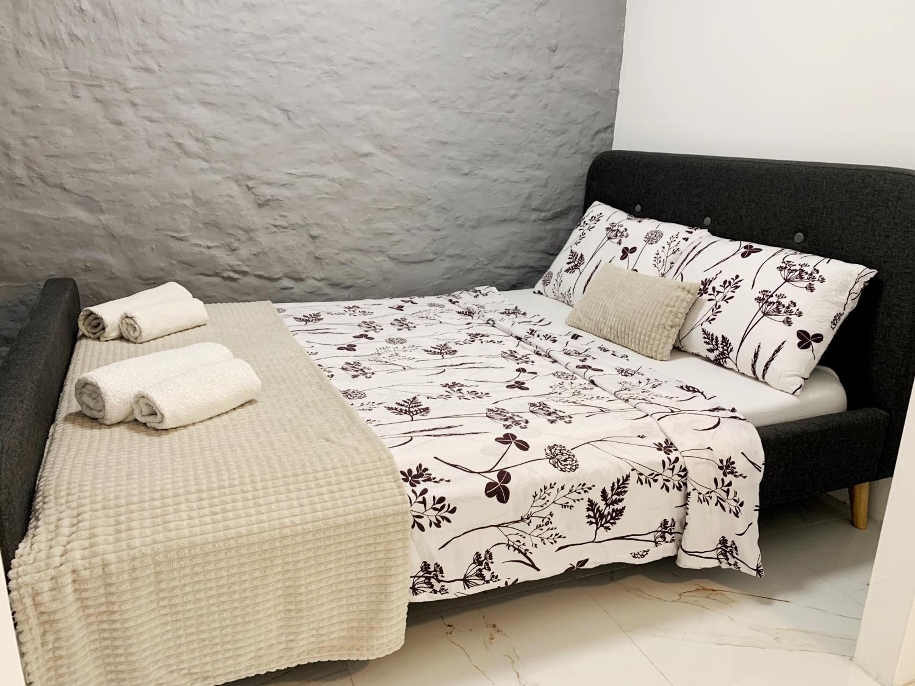 Apartment Laurus view 5