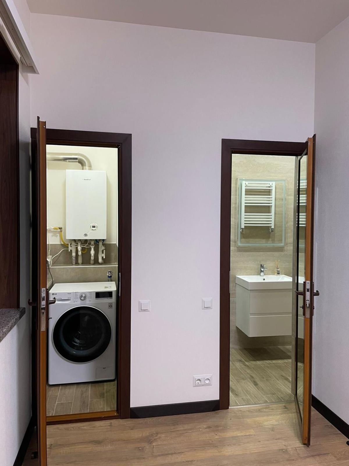 140m from the Opera House - Modern Apartment (2 bathrooms)