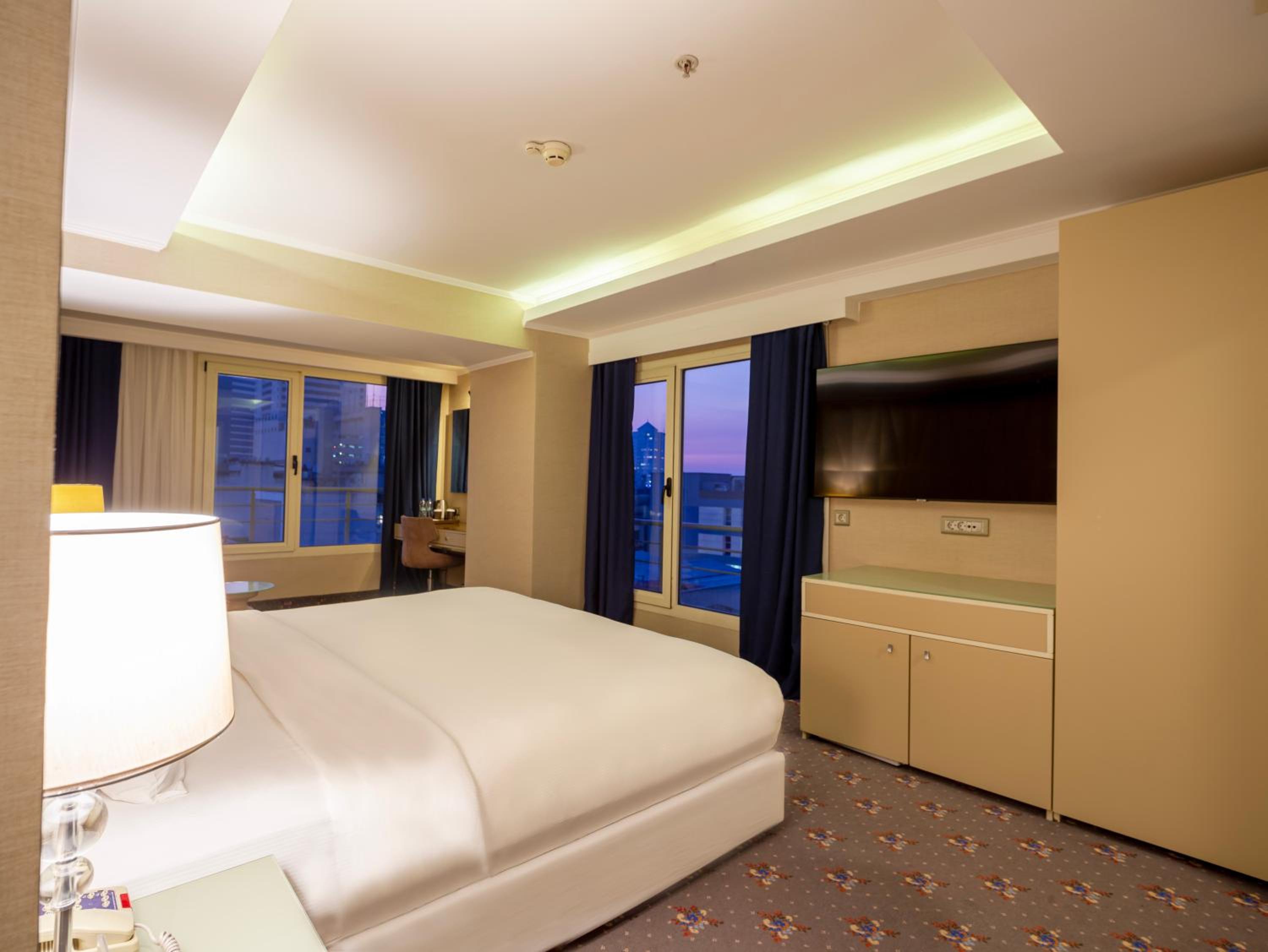 DoubleTree by Hilton Izmir - Alsancak - Image 138