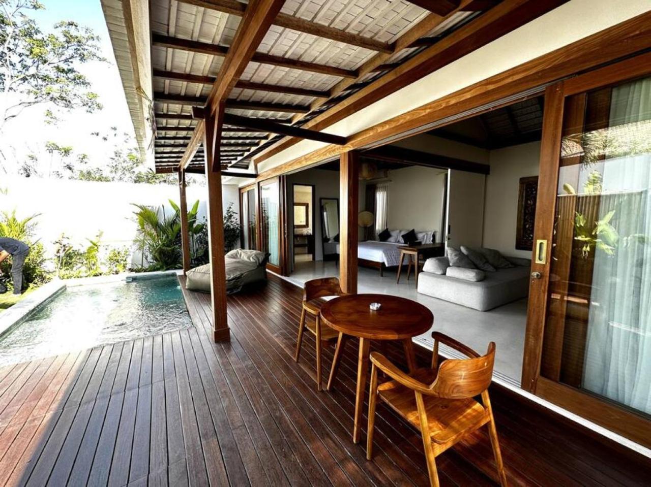 Di Cappio Studio Uluwatu