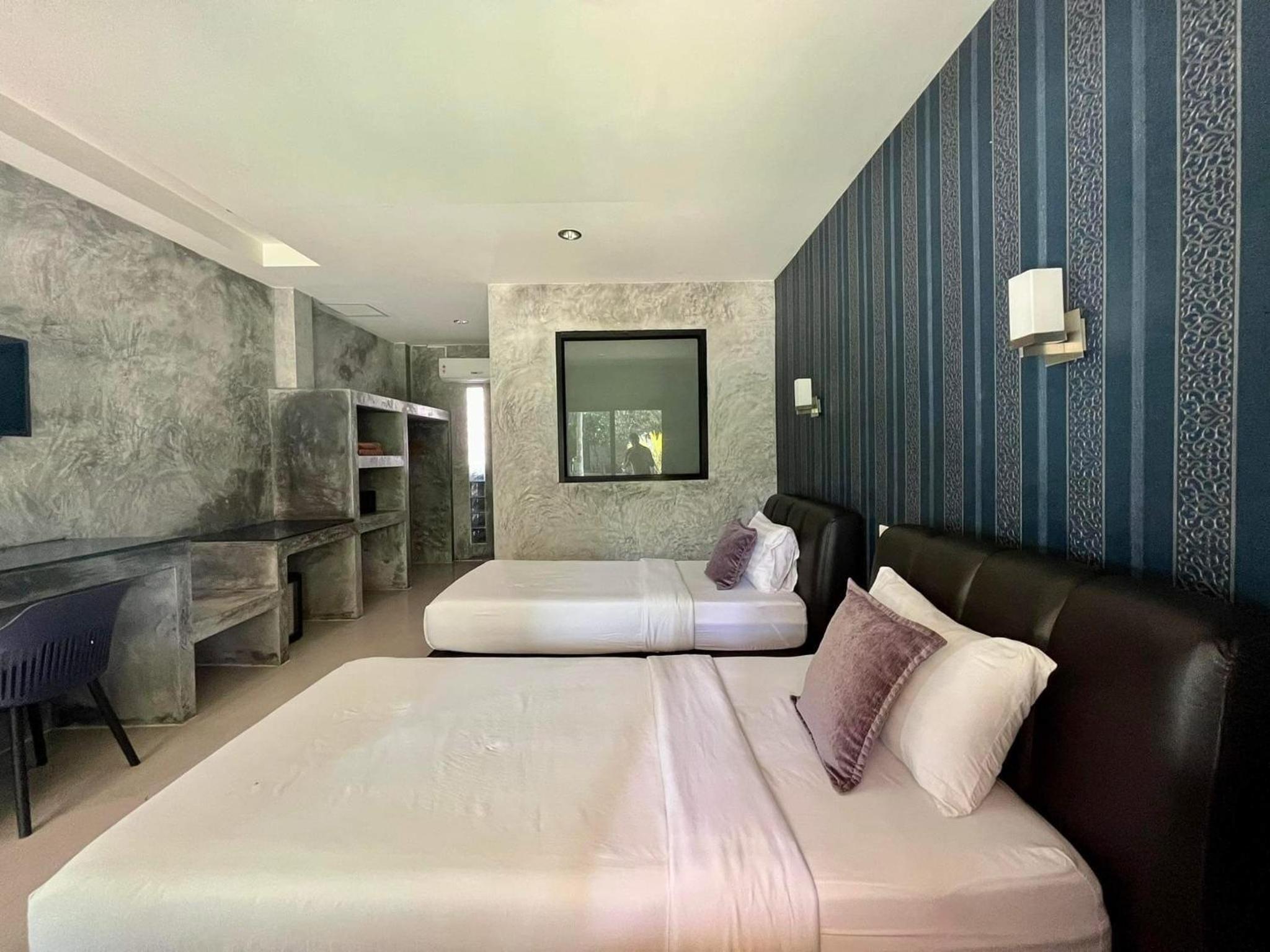 Sabaii Bay Resort