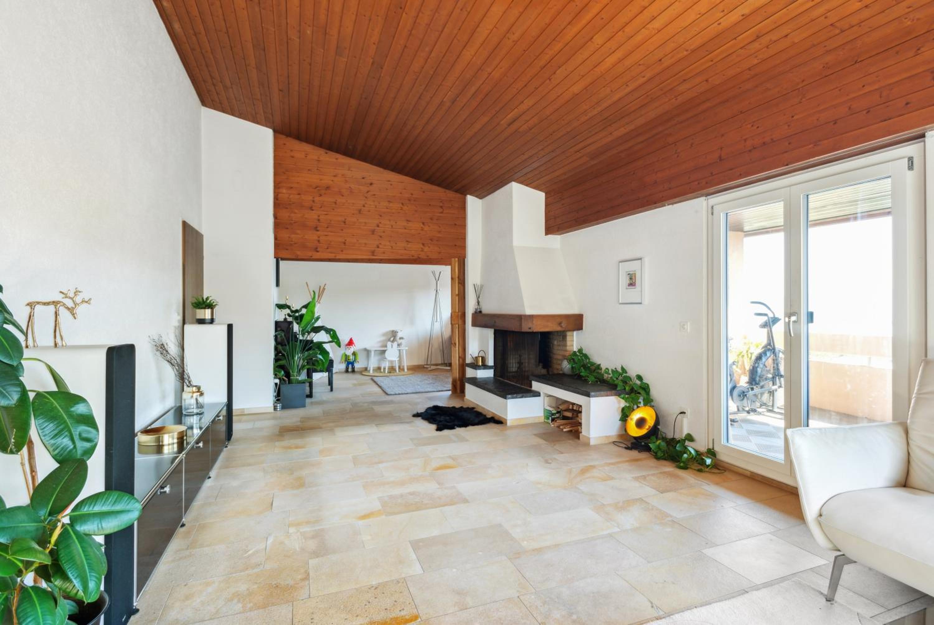 Luxus Loft am Zürichsee I Seesicht I Garten I Arbeitsplatz