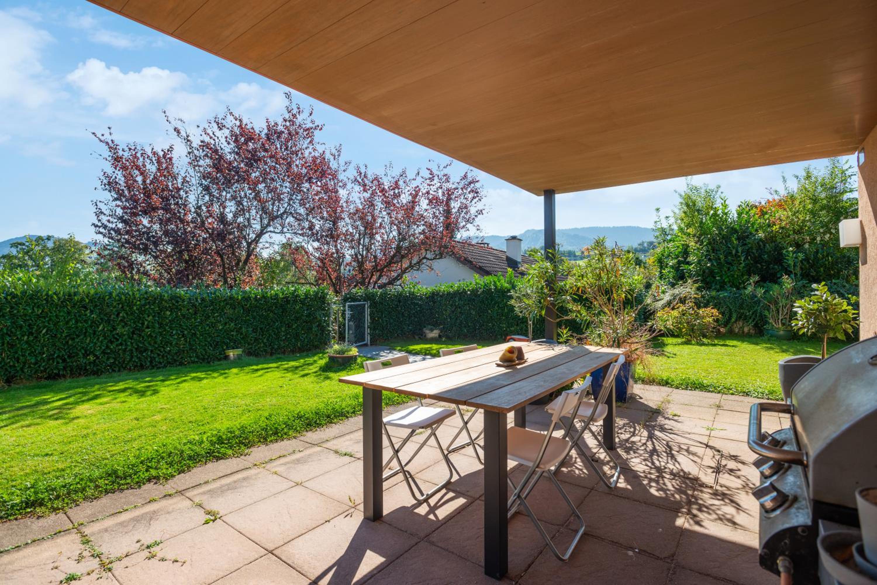 Luxus Loft am Zürichsee I Seesicht I Garten I Arbeitsplatz