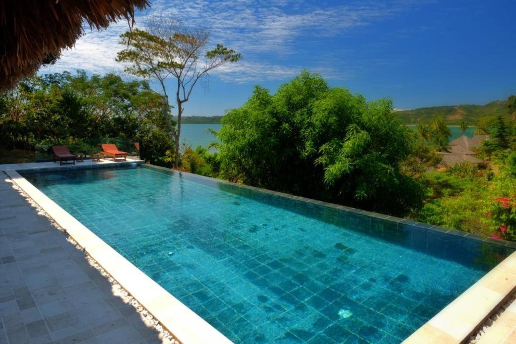 ANJARA LODGE Studios