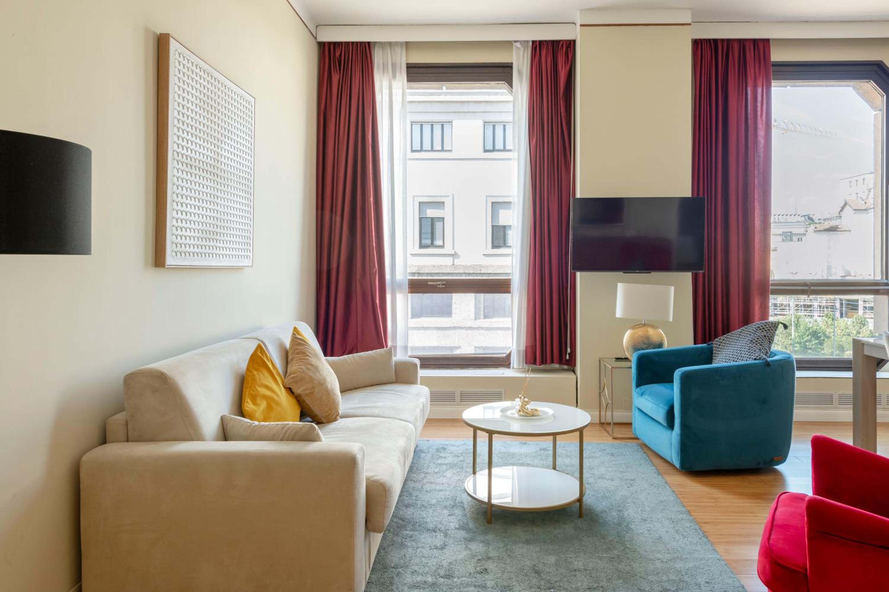 Heart Milan Apartments Duomo District