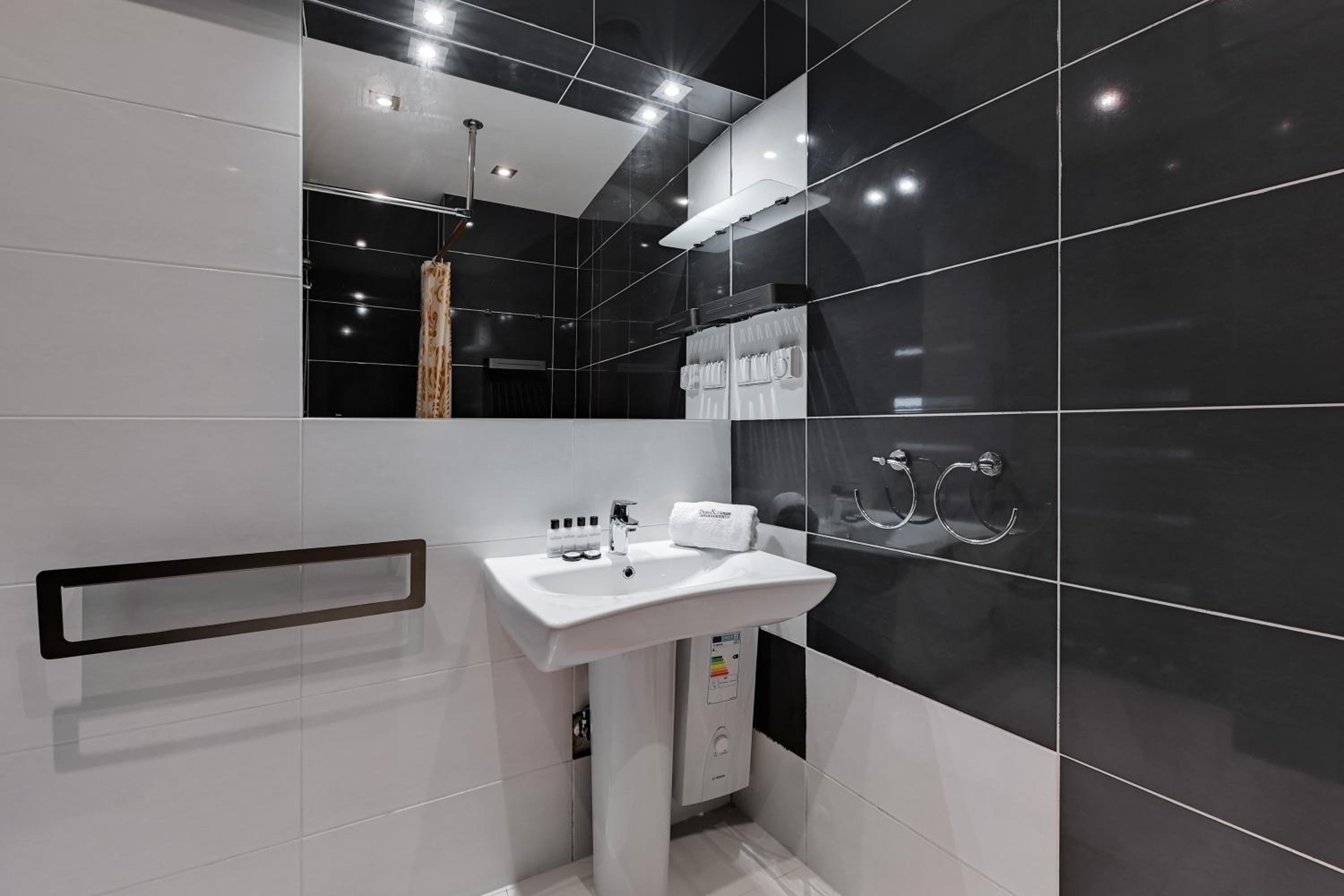 Sunrise apartments close to the beach & by Noclegi Renters