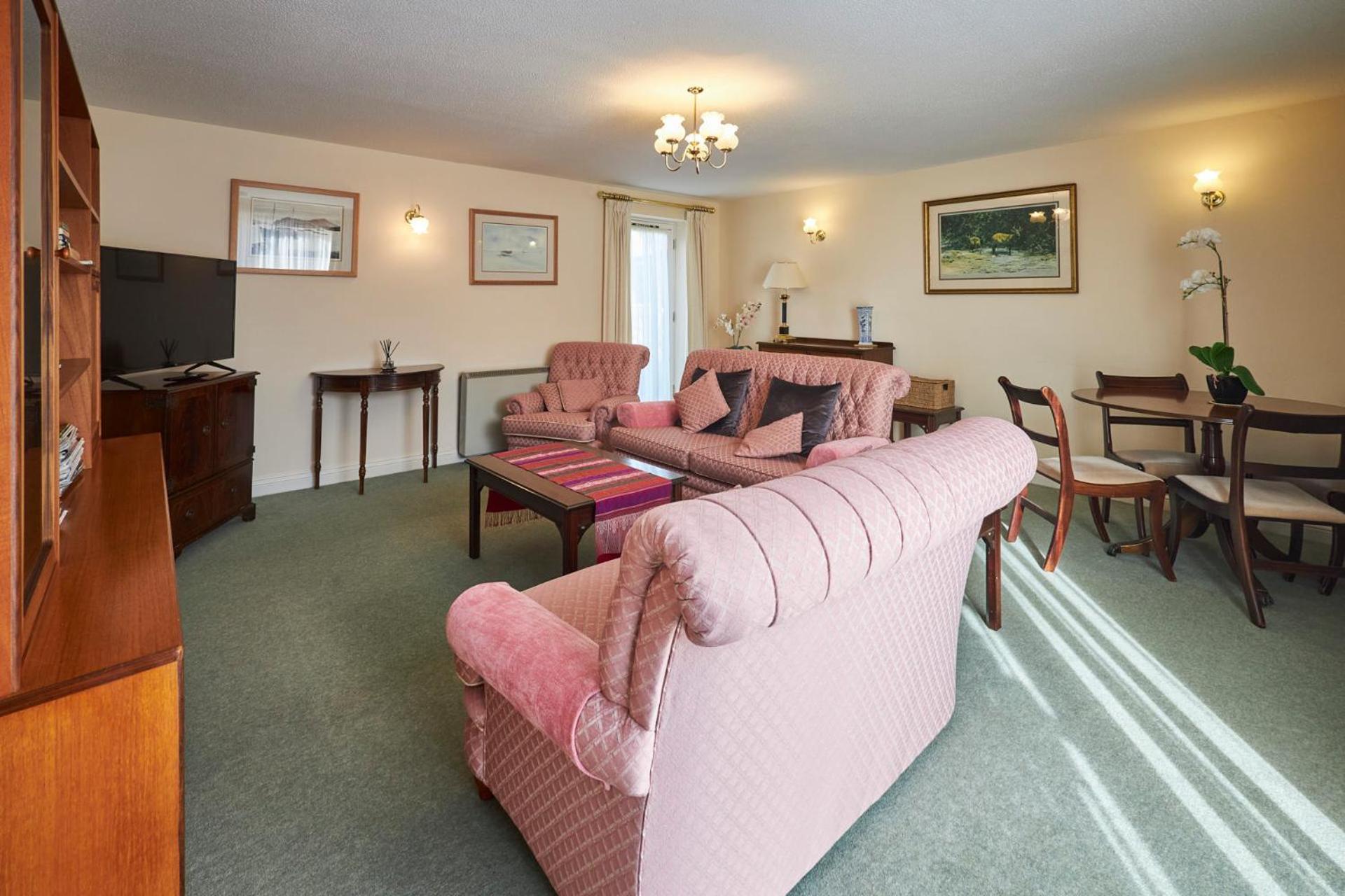 Host & Stay - Grange Cottage view 5