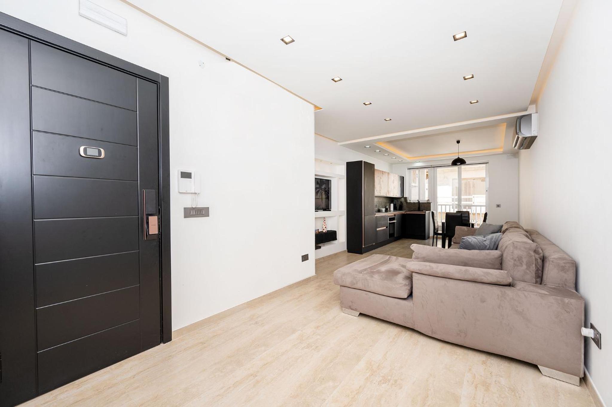 Modern 2 bedroomed apartment in Gzira (NEW) view 5