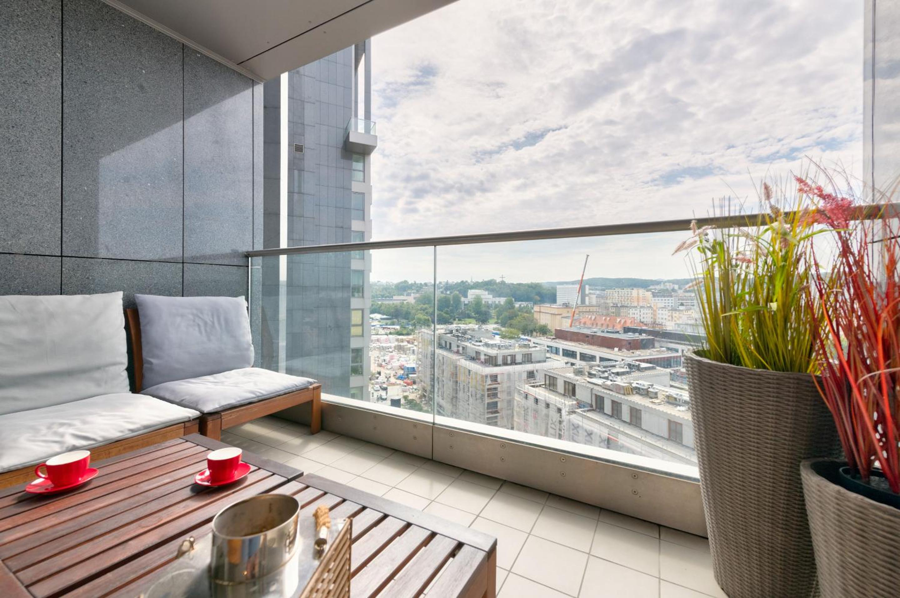 SEA TOWERS Panorama Apartments by Noclegi Renters