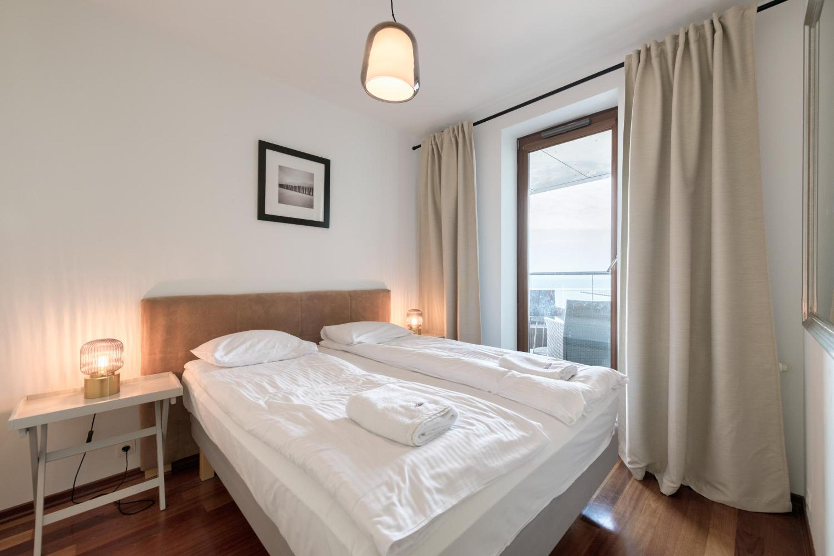 SEA TOWERS Panorama Apartments by Noclegi Renters