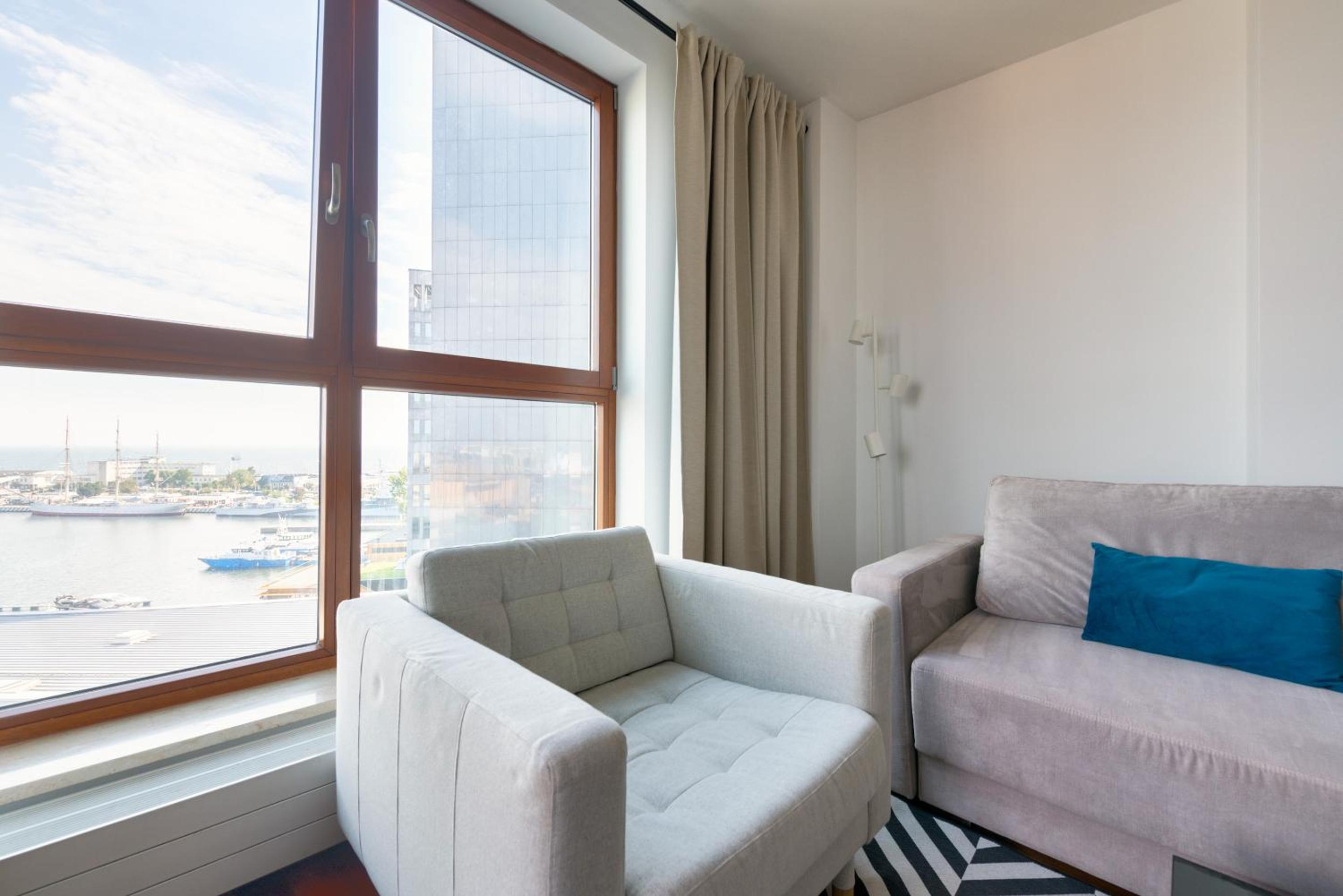 SEA TOWERS Panorama Apartments by Noclegi Renters