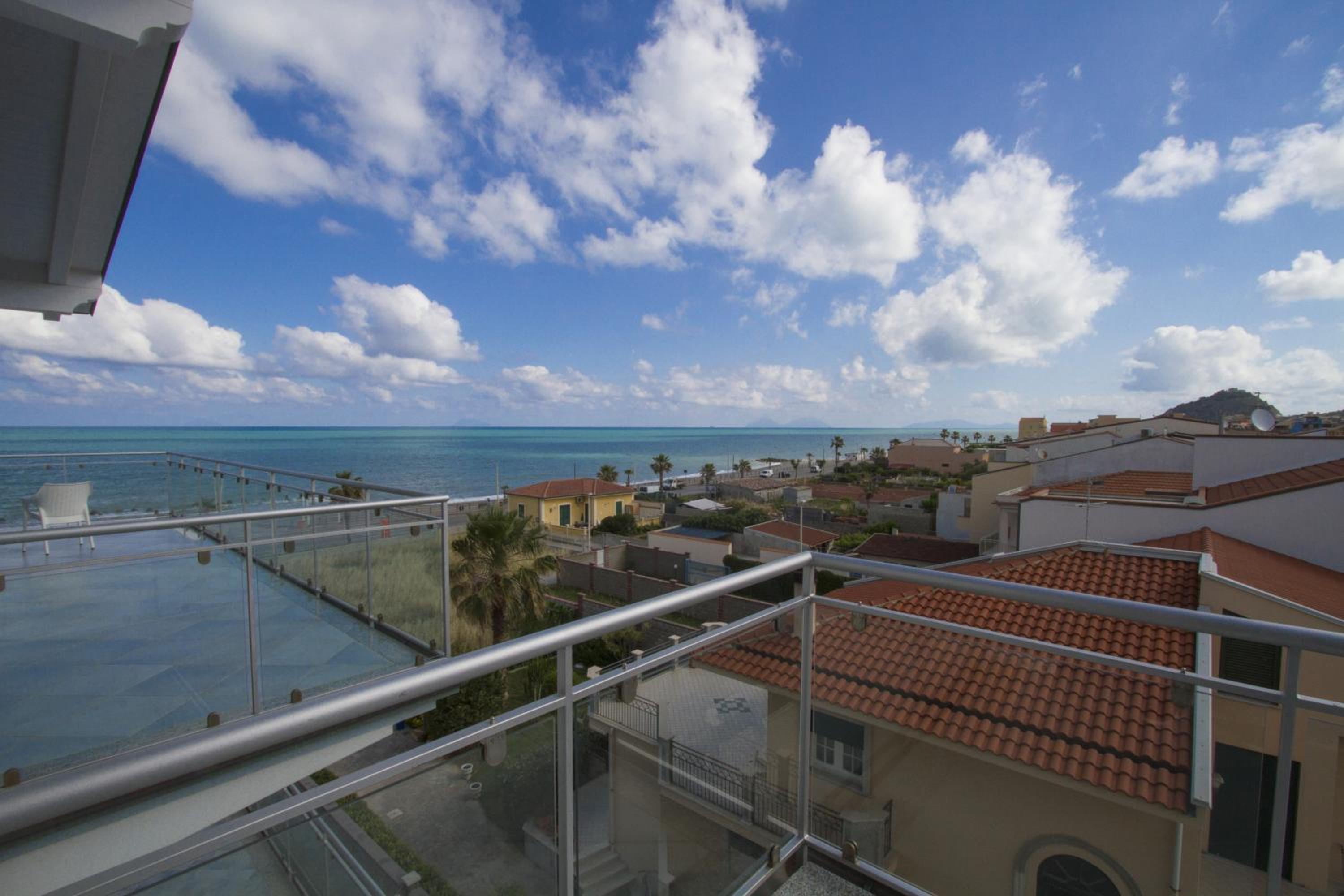 Terraces d'Orlando - Family Apartments with Sea View and Pool