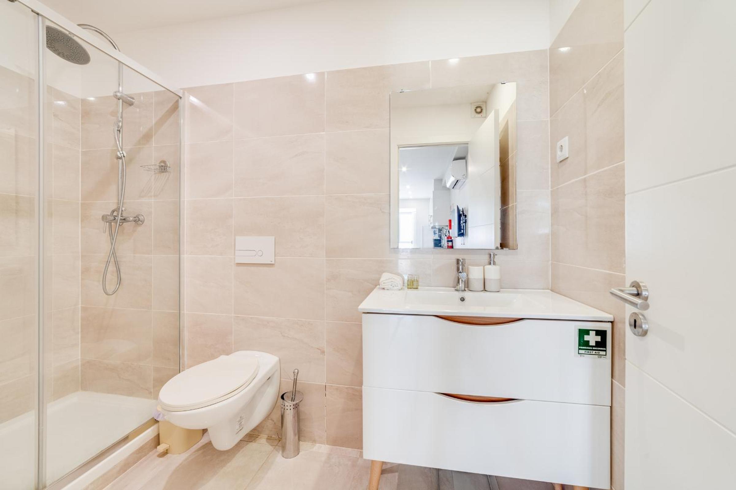 Lapa Charm Apartments with Patio view 4