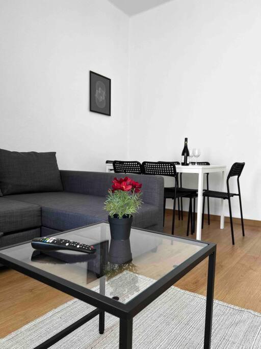 Amazing Two Bedrooms “With Lift” view 5