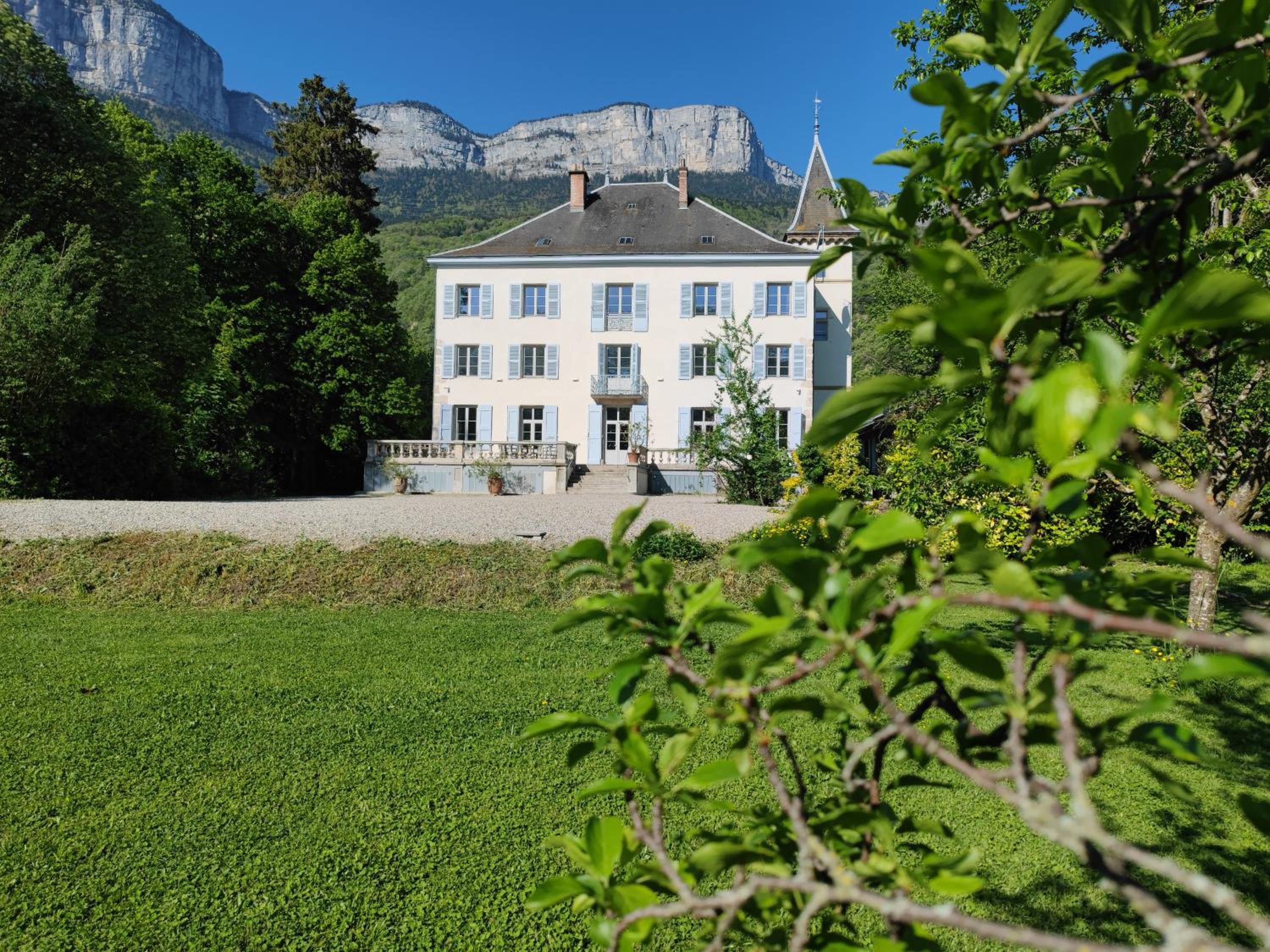 Domaine Clairfontaine Noyarey - Suites Junior view 2