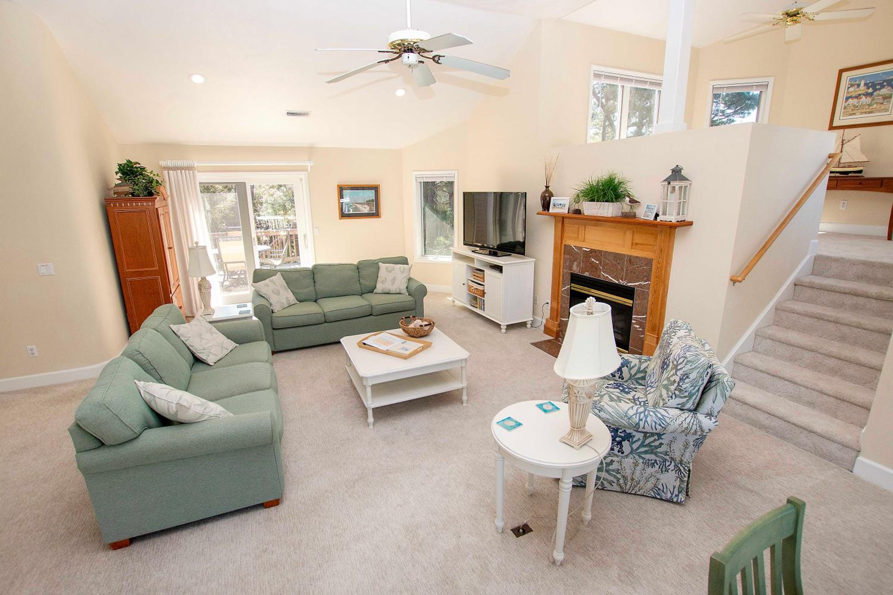 Soundside, Community Amenities, Sun Decks, 327, Footprints by the Sound view 4